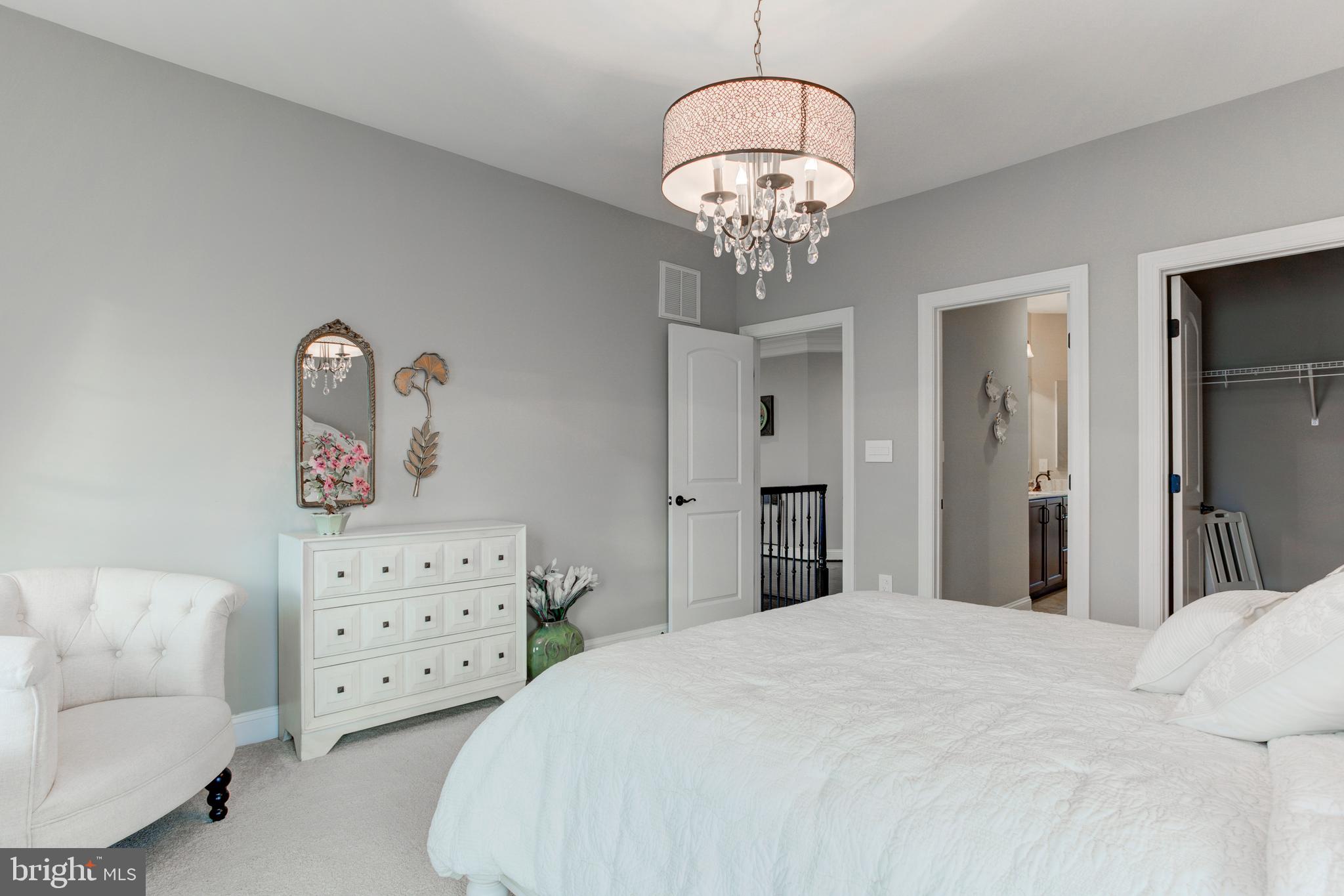 BEACON HILL - Residential