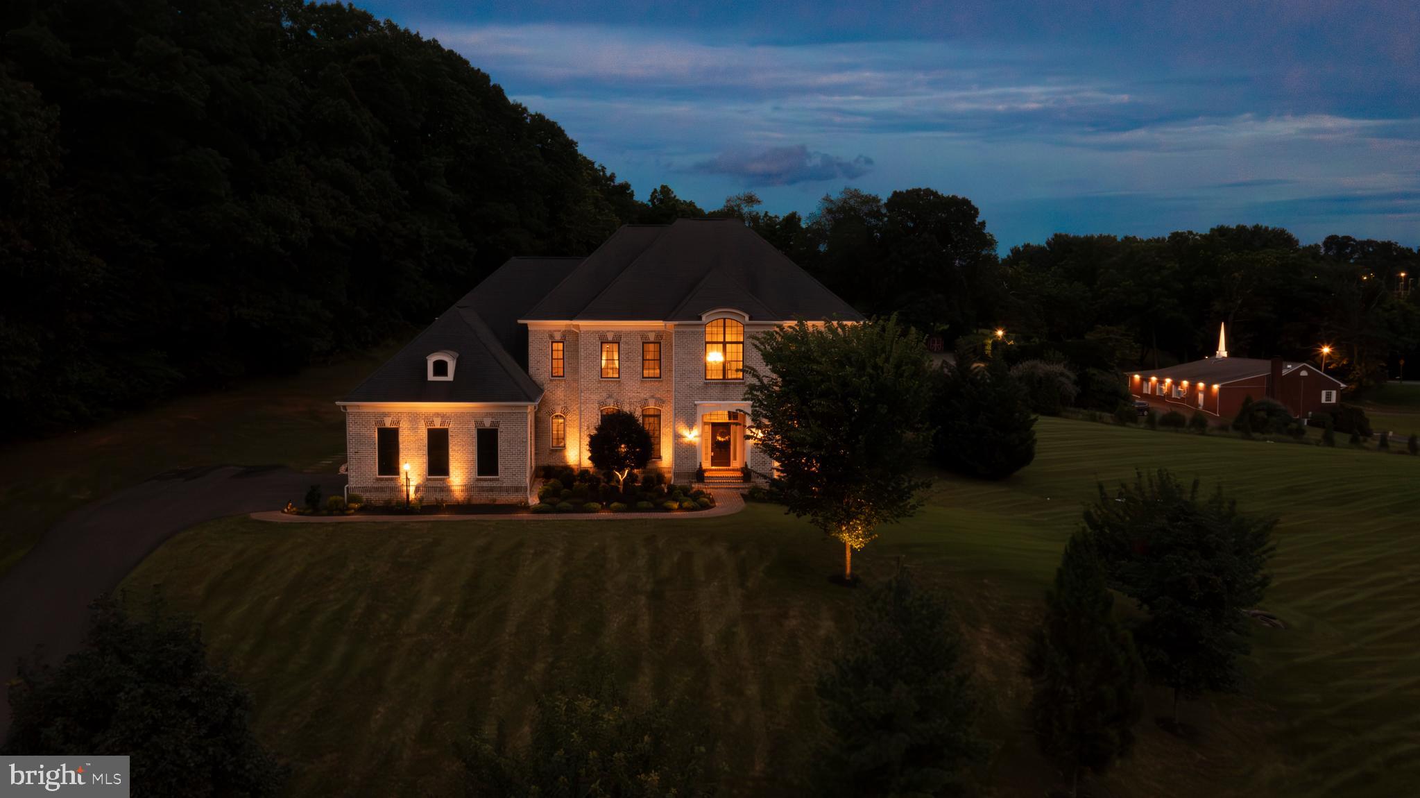 BEACON HILL - Residential