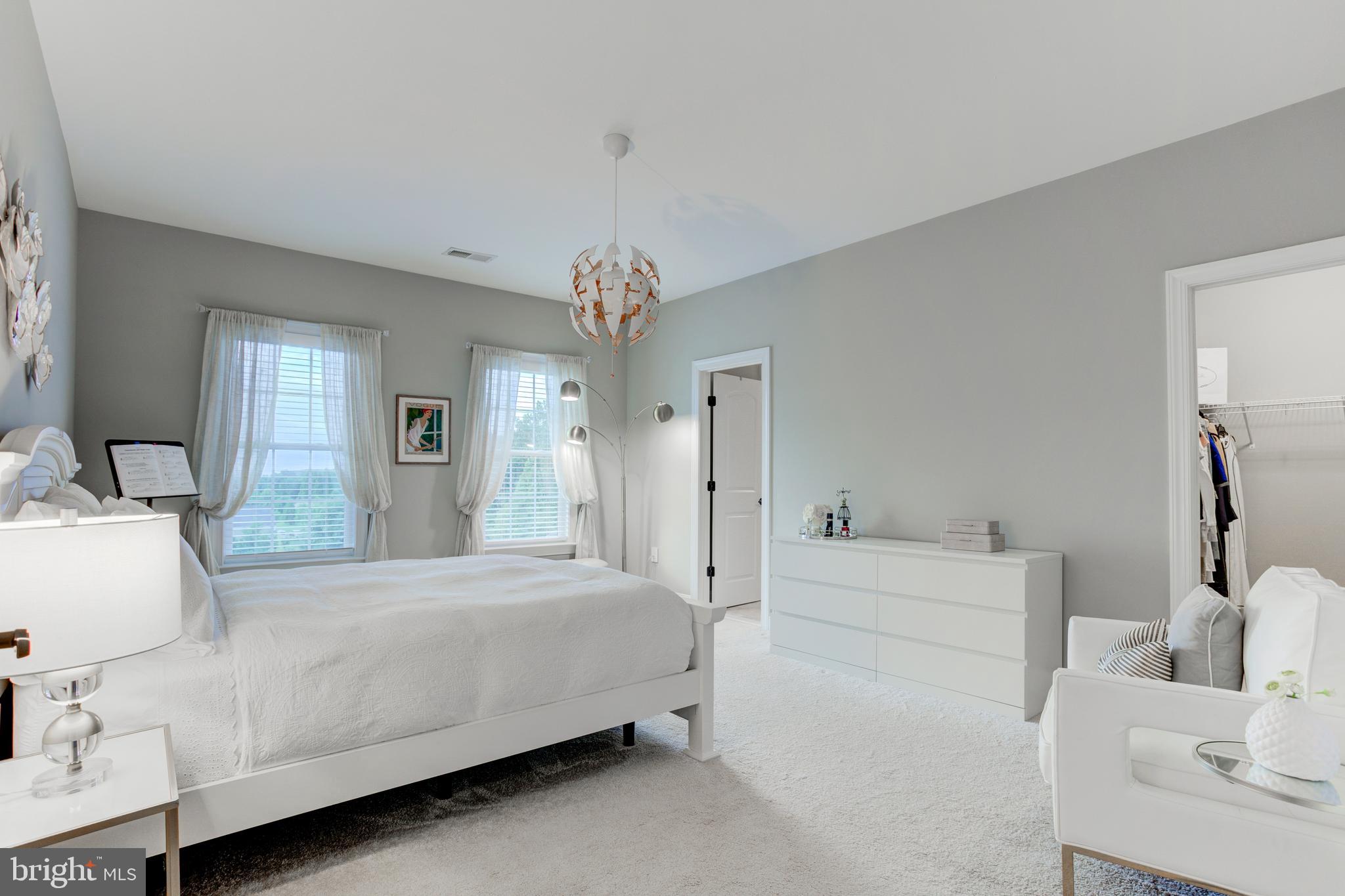 BEACON HILL - Residential