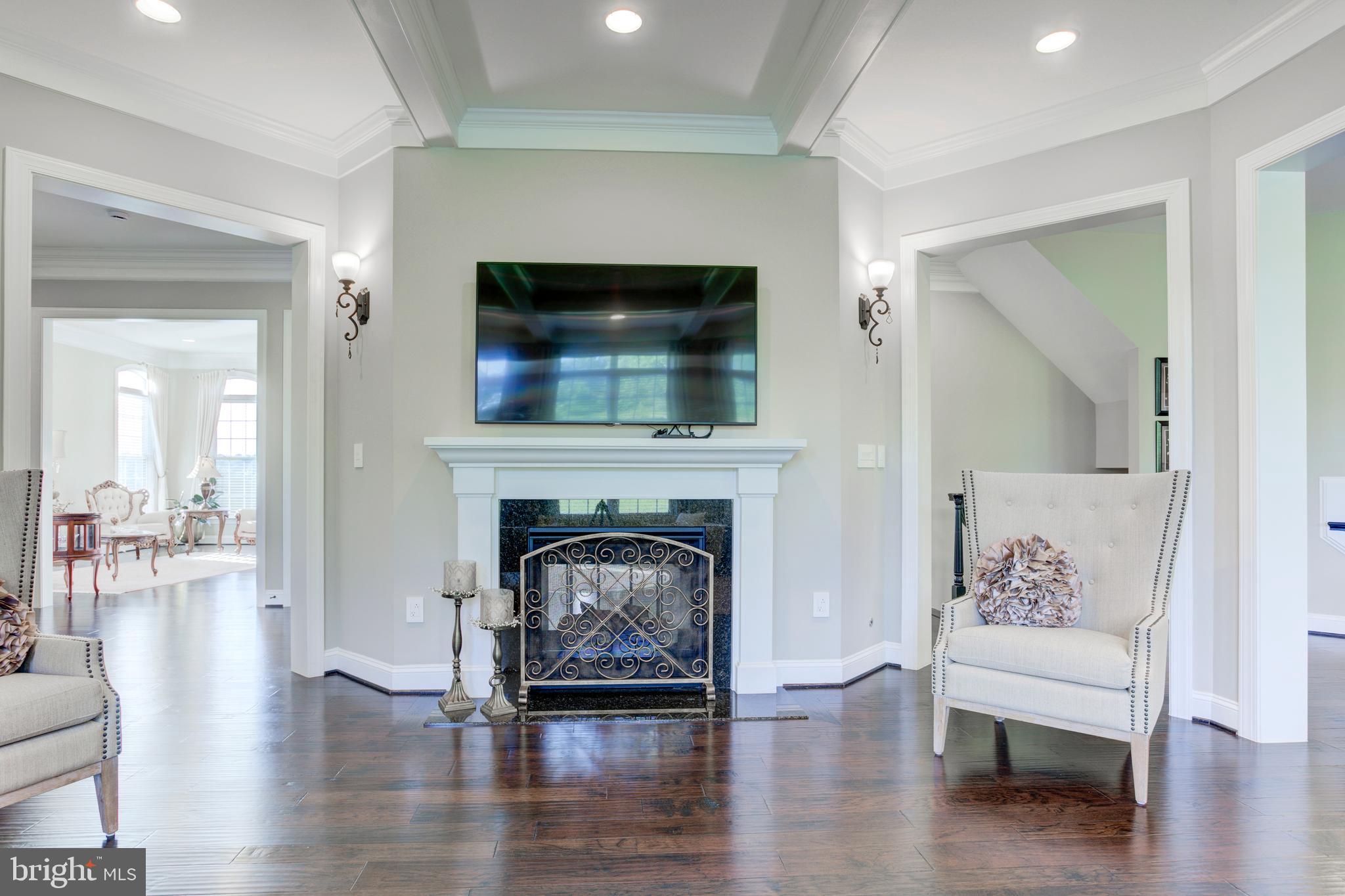 BEACON HILL - Residential