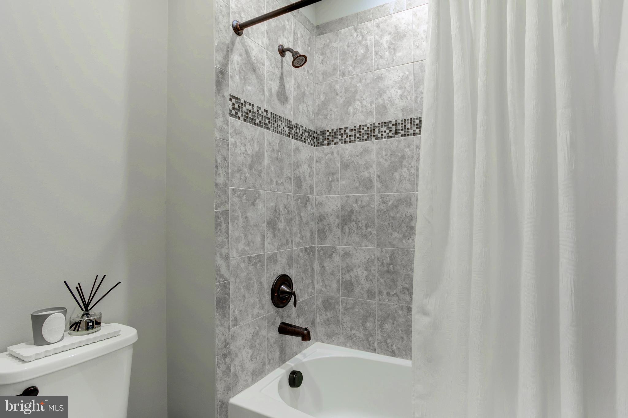 BEACON HILL - Residential