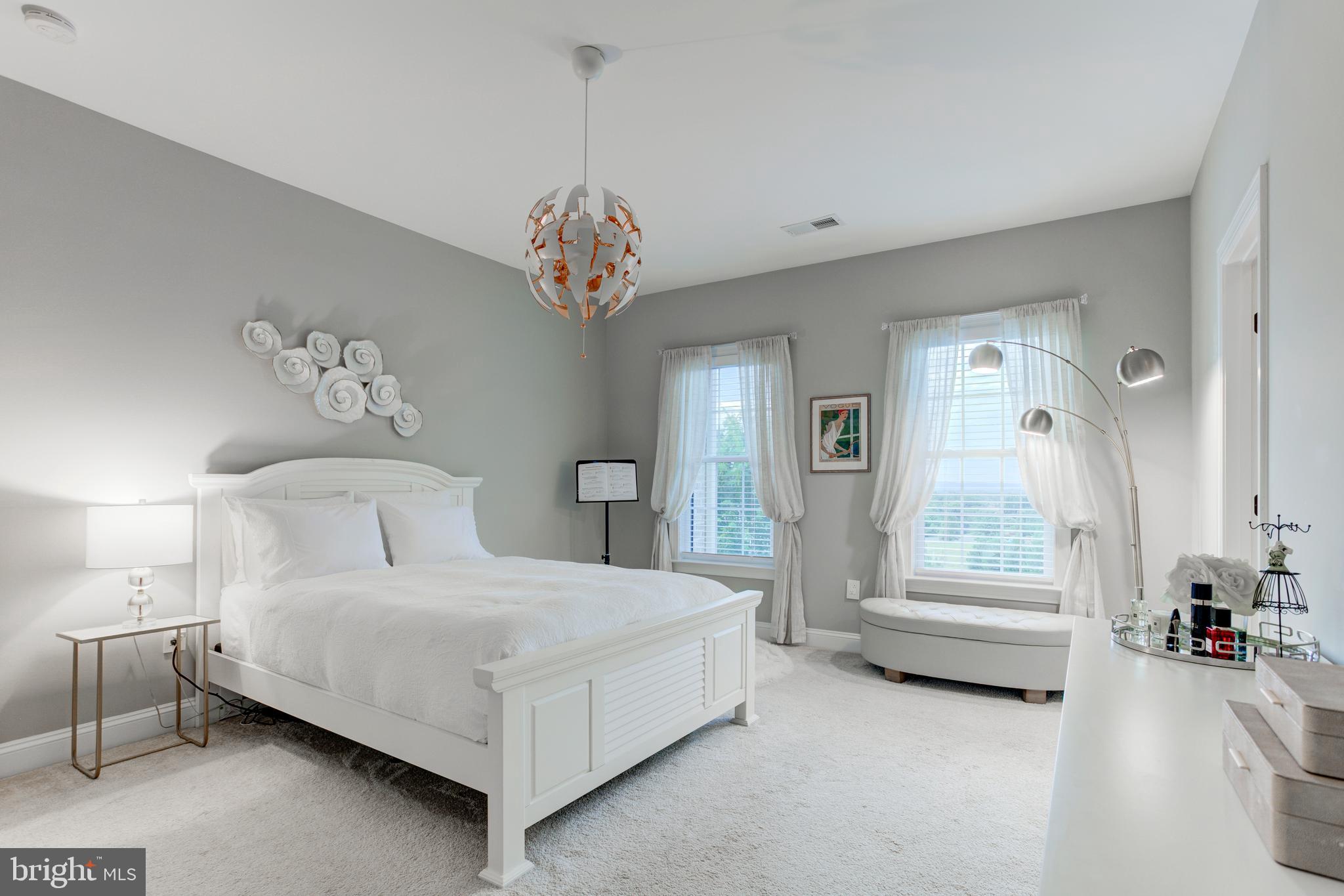 BEACON HILL - Residential