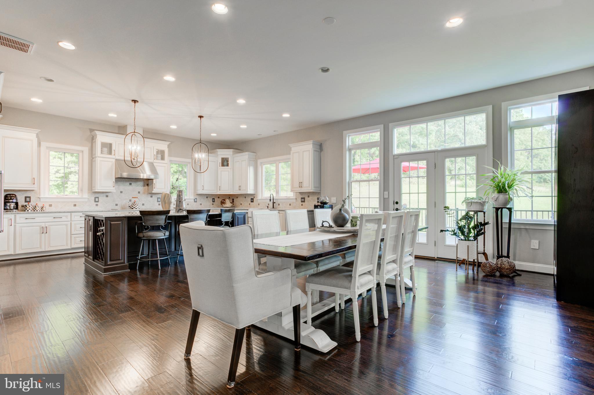 BEACON HILL - Residential