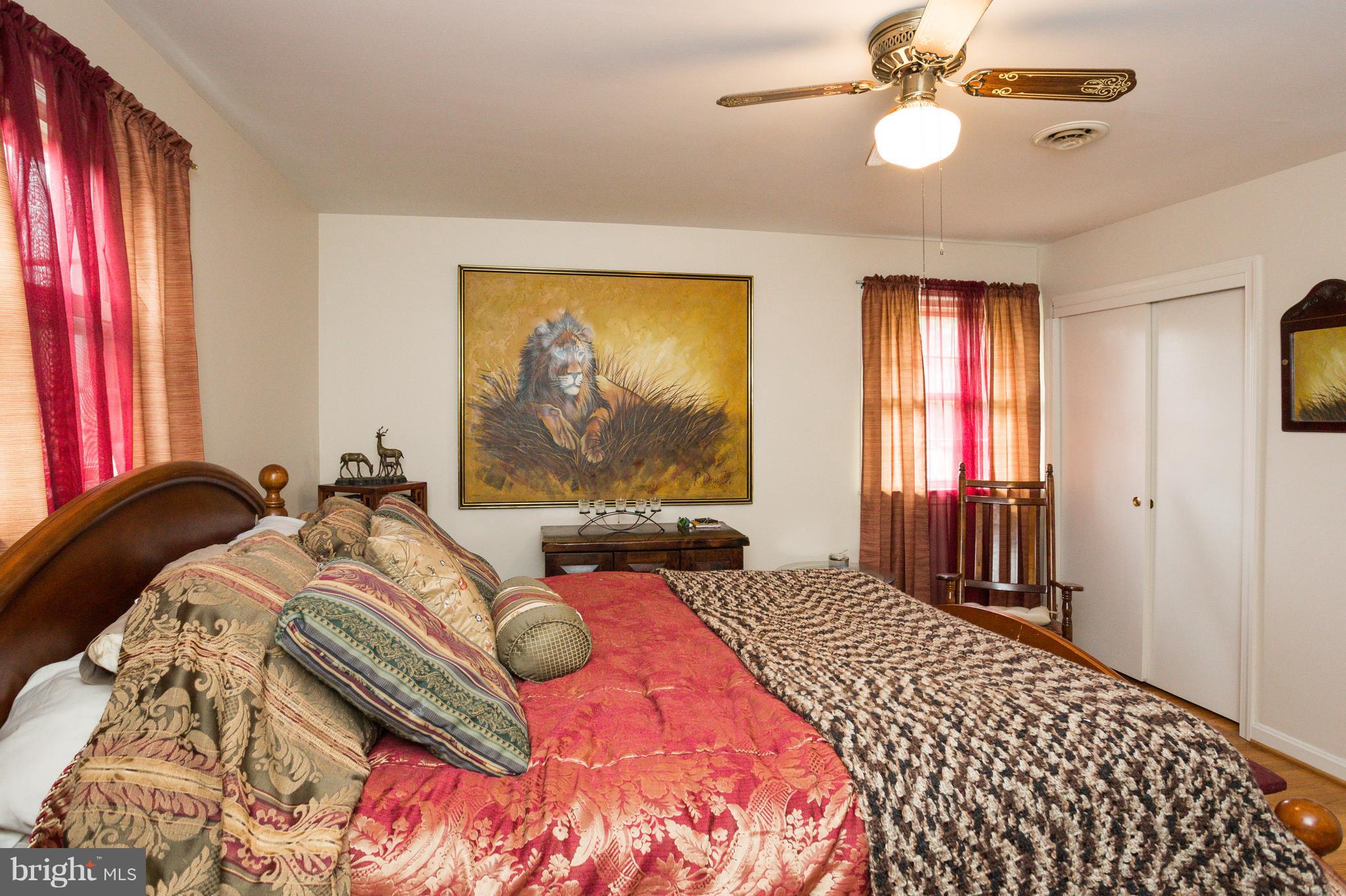 SUNNYSIDE - Residential