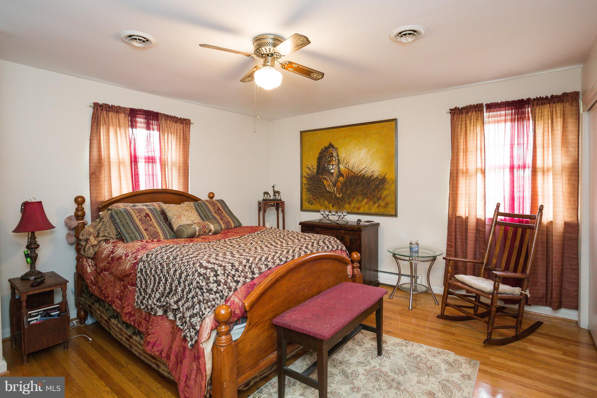 SUNNYSIDE - Residential