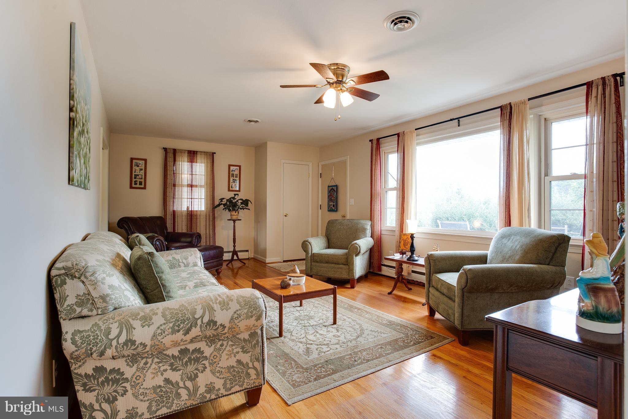 SUNNYSIDE - Residential