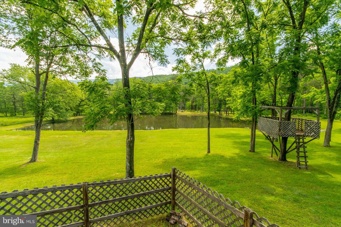 RIVER RIDGE - Residential