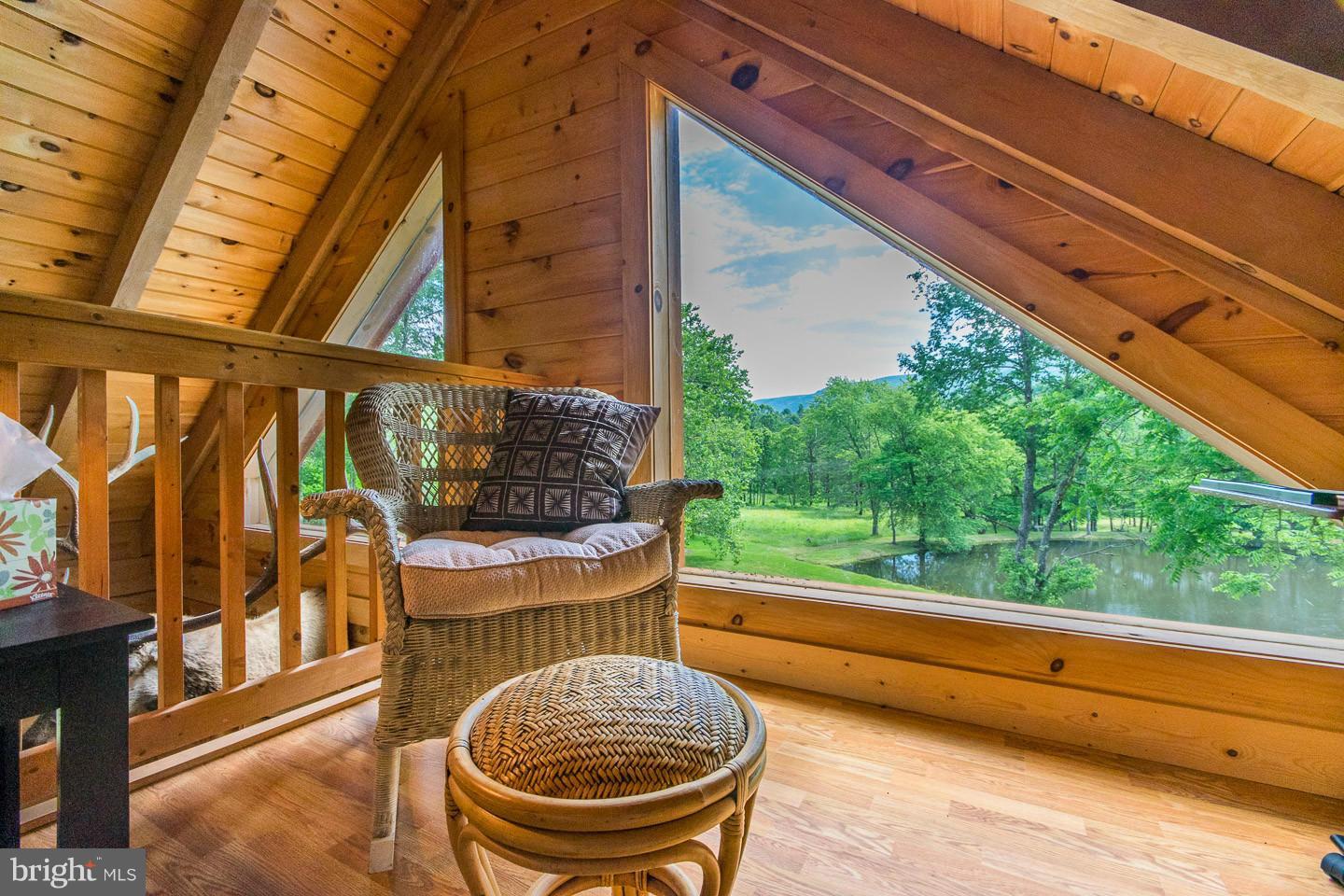 RIVER RIDGE - Residential