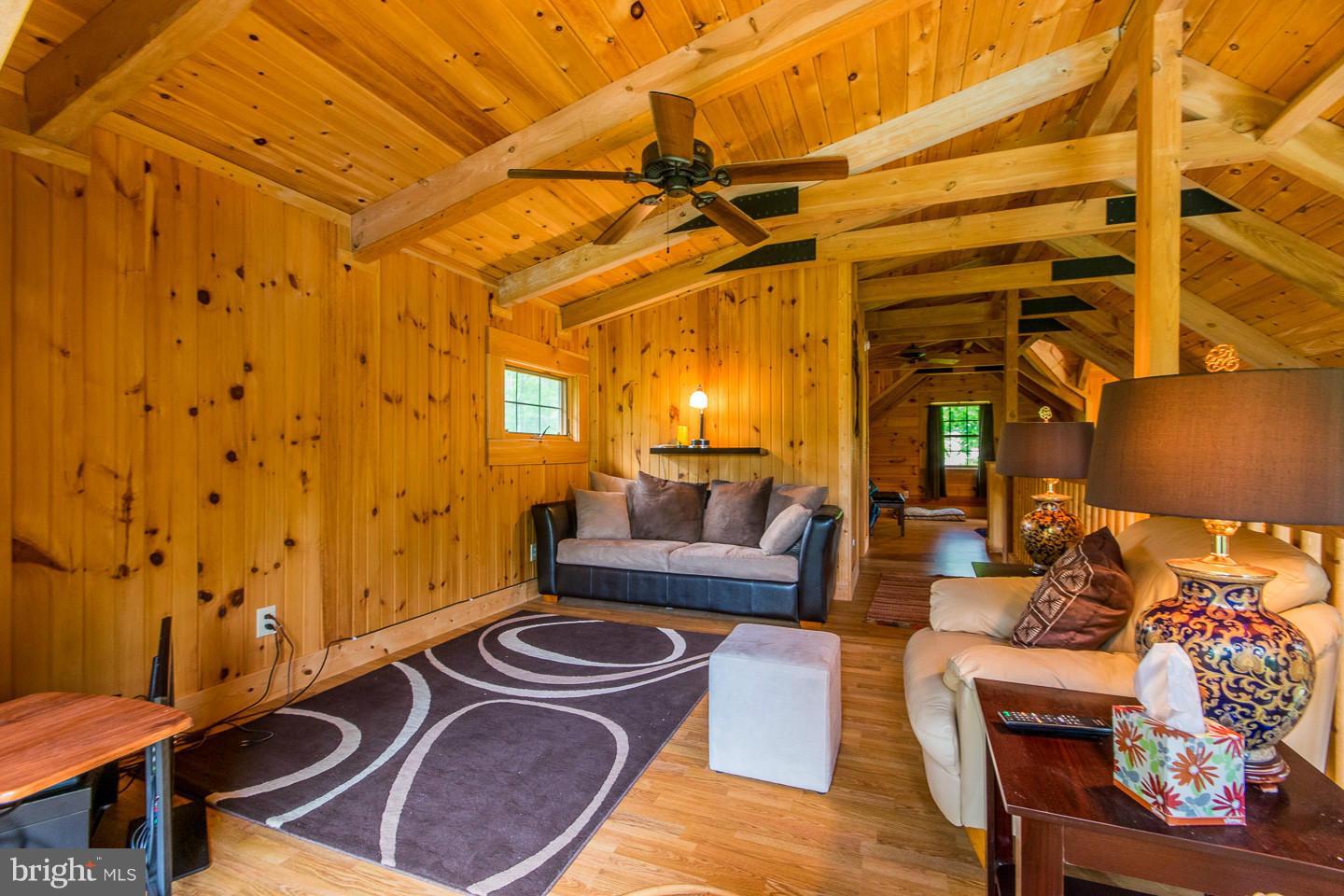 RIVER RIDGE - Residential