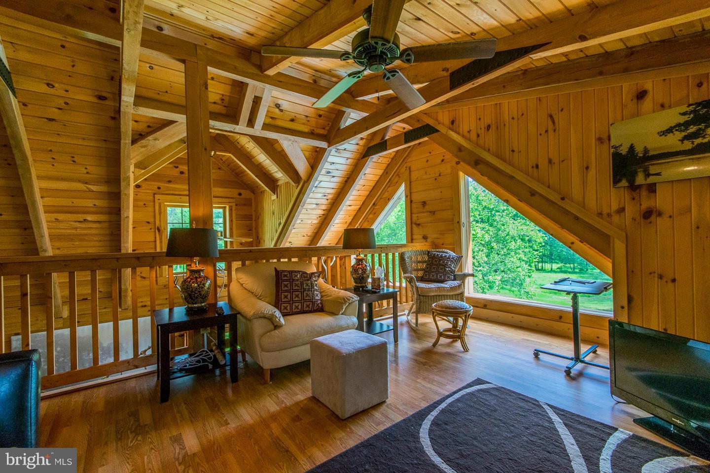 RIVER RIDGE - Residential