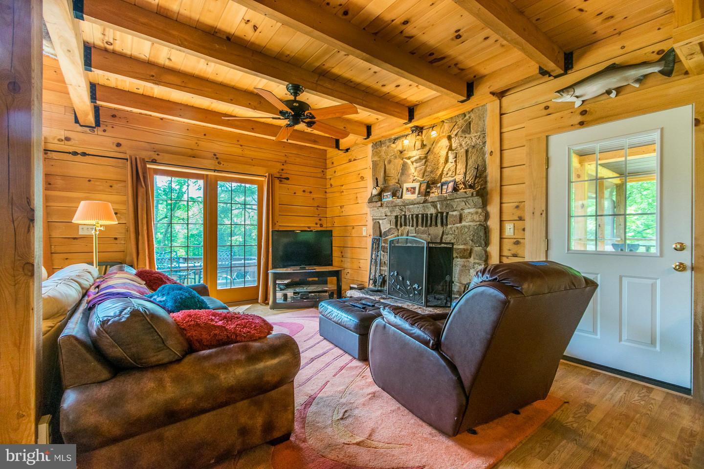 RIVER RIDGE - Residential