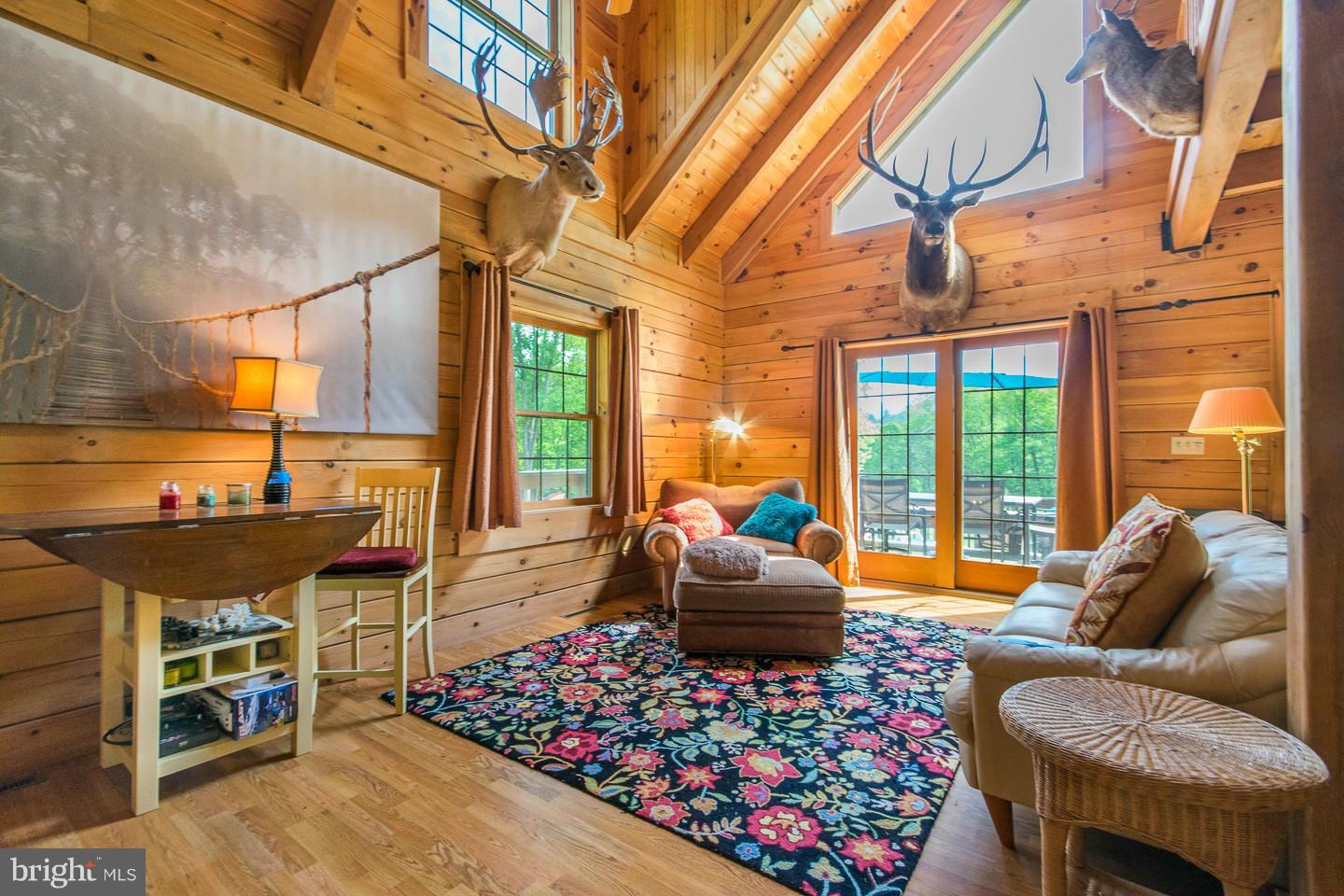 RIVER RIDGE - Residential