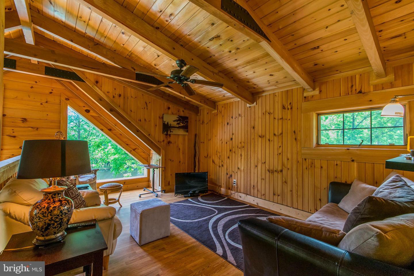 RIVER RIDGE - Residential