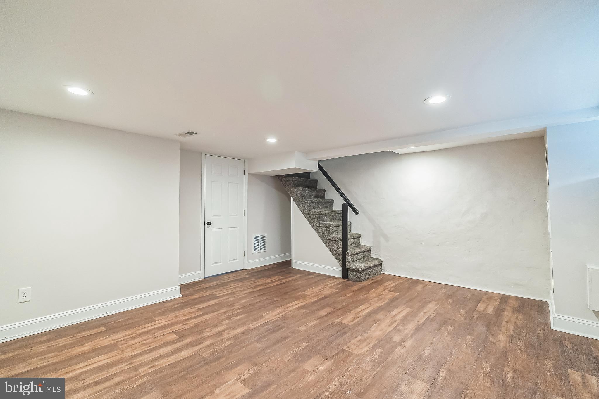 GARRETTFORD - Residential