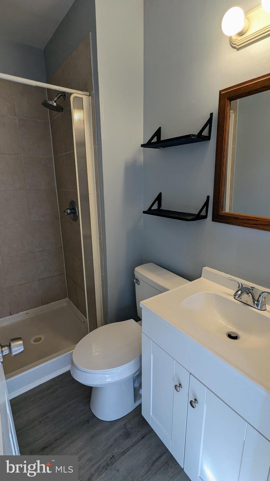 HARFORD SQUARE - Residential Lease