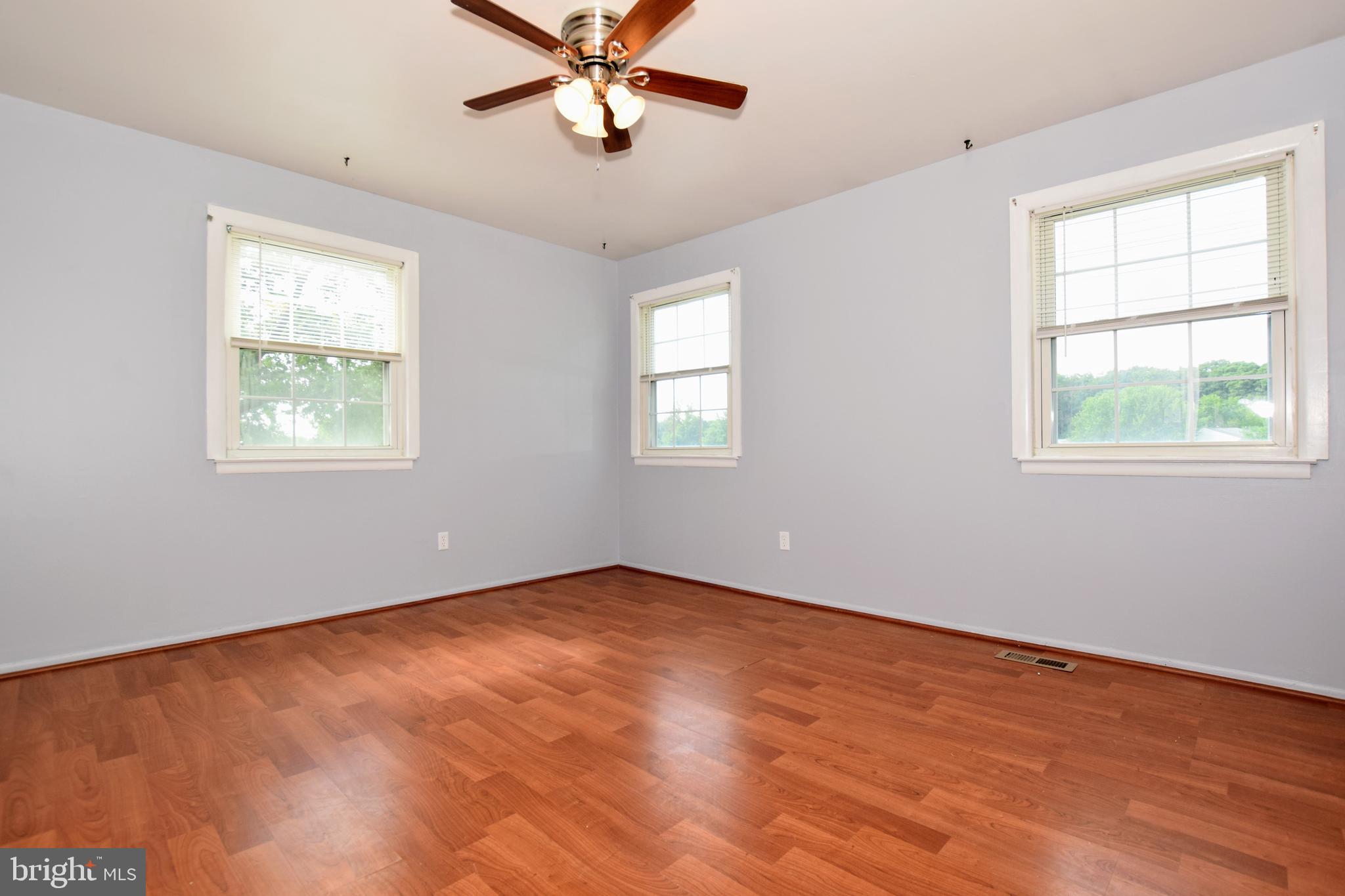 HARFORD SQUARE - Residential Lease