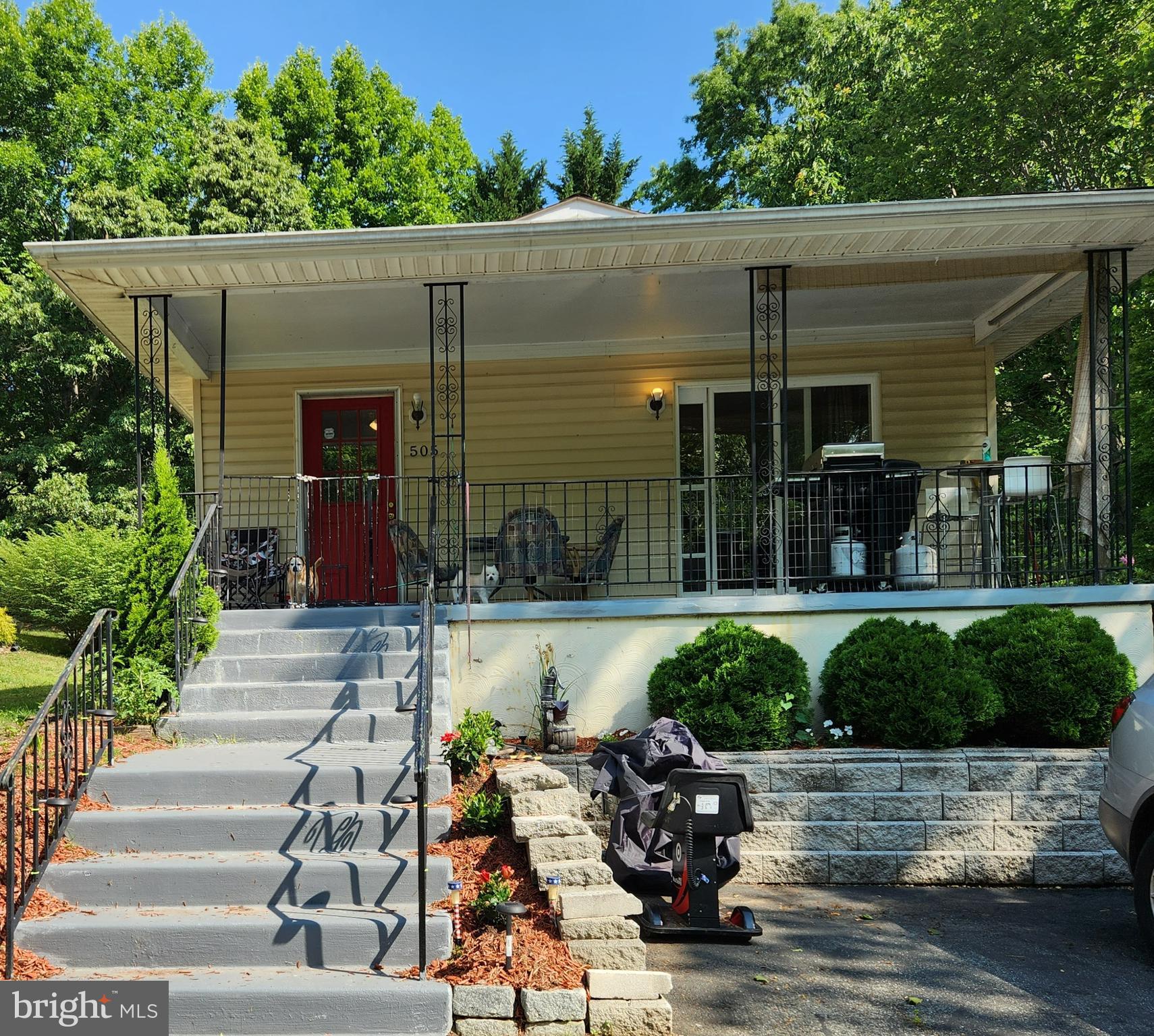 WHITE SANDS - Residential