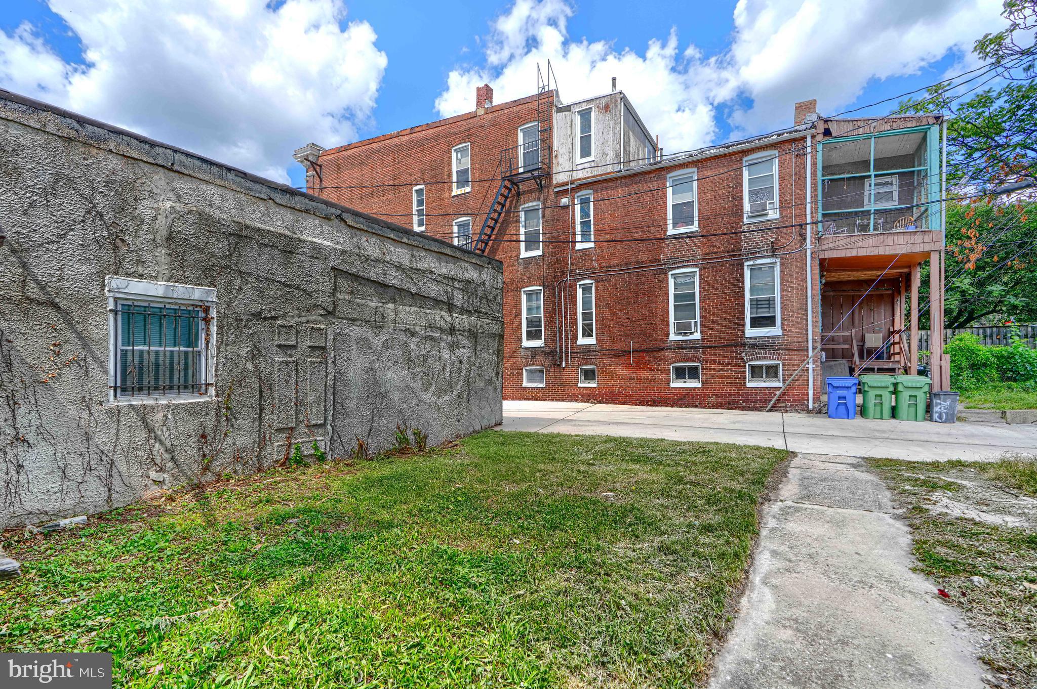 CHARLES VILLAGE - Residential Income