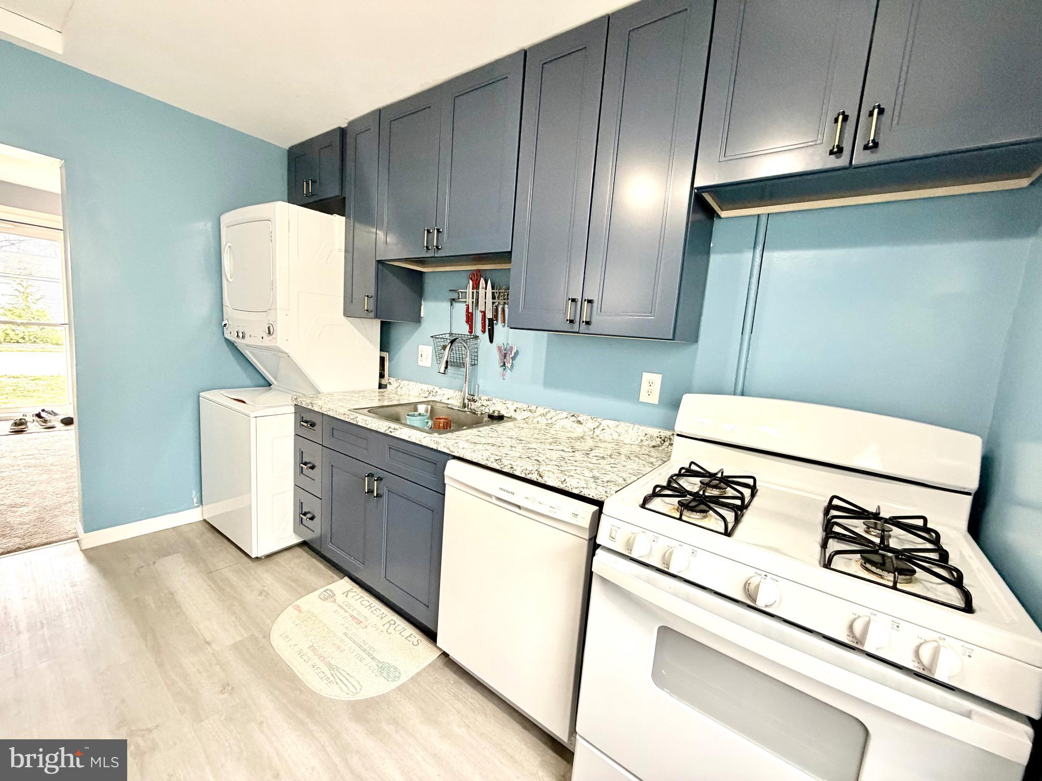 SWAN MEADOWS - Residential