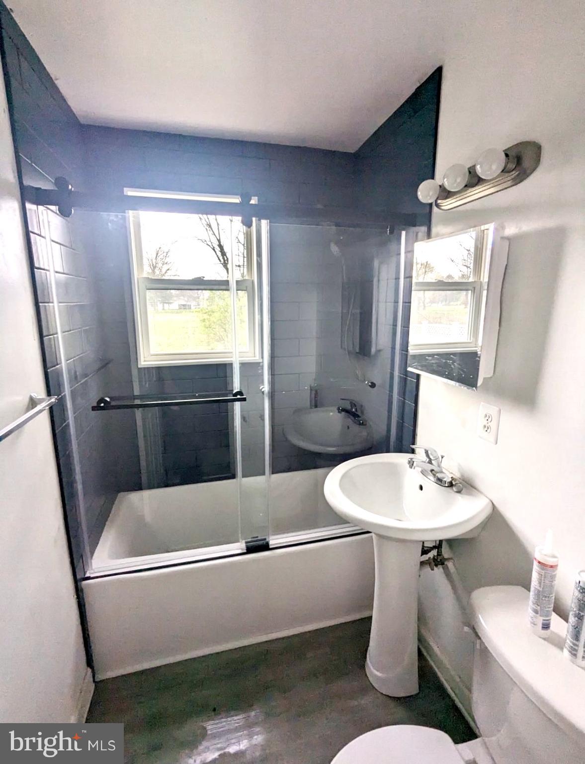 SWAN MEADOWS - Residential