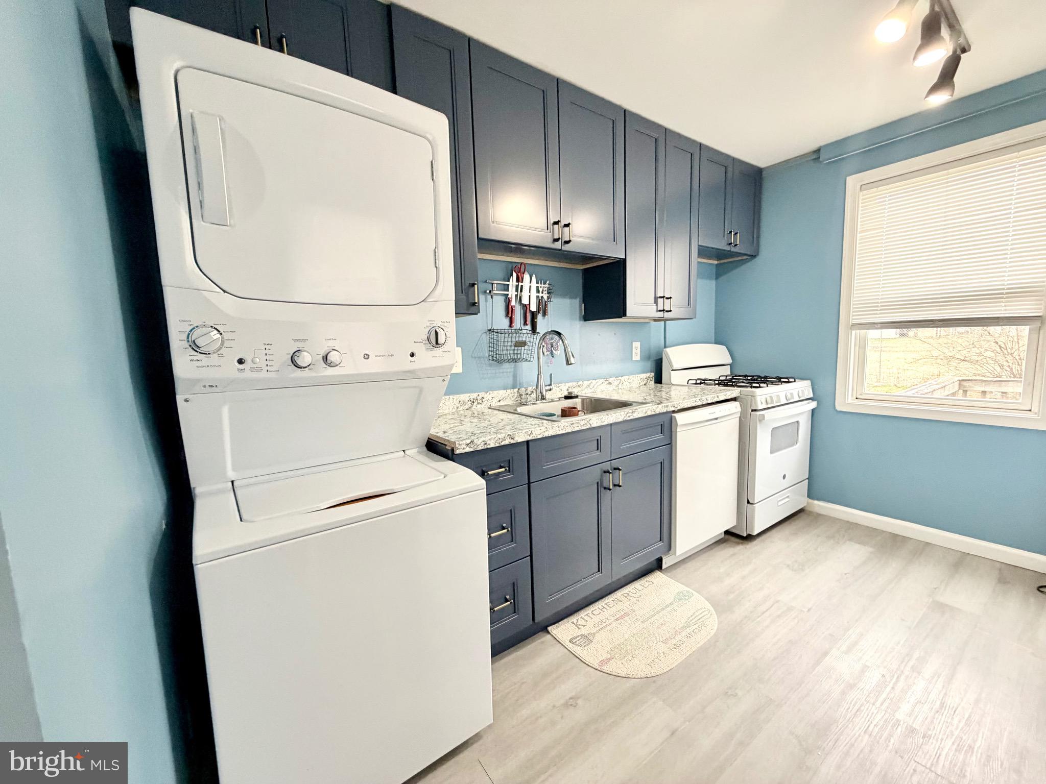 SWAN MEADOWS - Residential