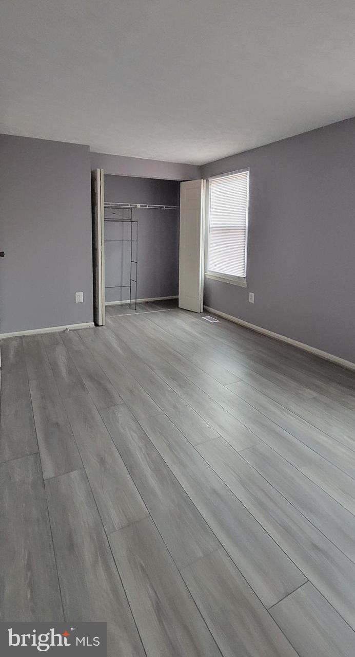 OAK POND TOWNHOU - Residential Lease