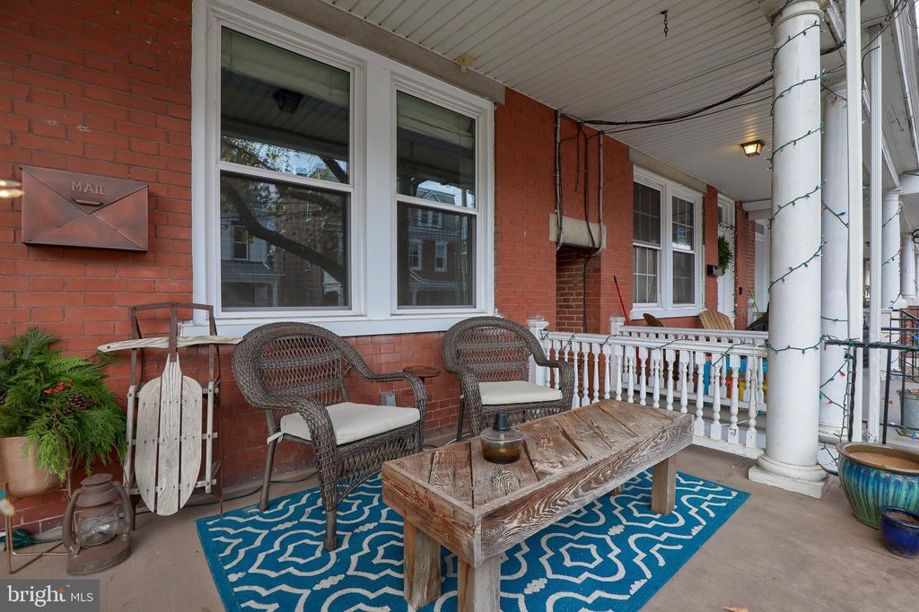 Photo of 250 Elm Street, Lancaster, PA 17603 (MLS # PALA2044560)