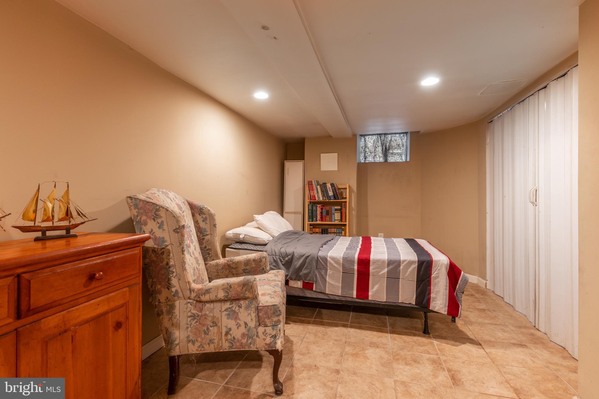 PASSYUNK SQUARE - Residential