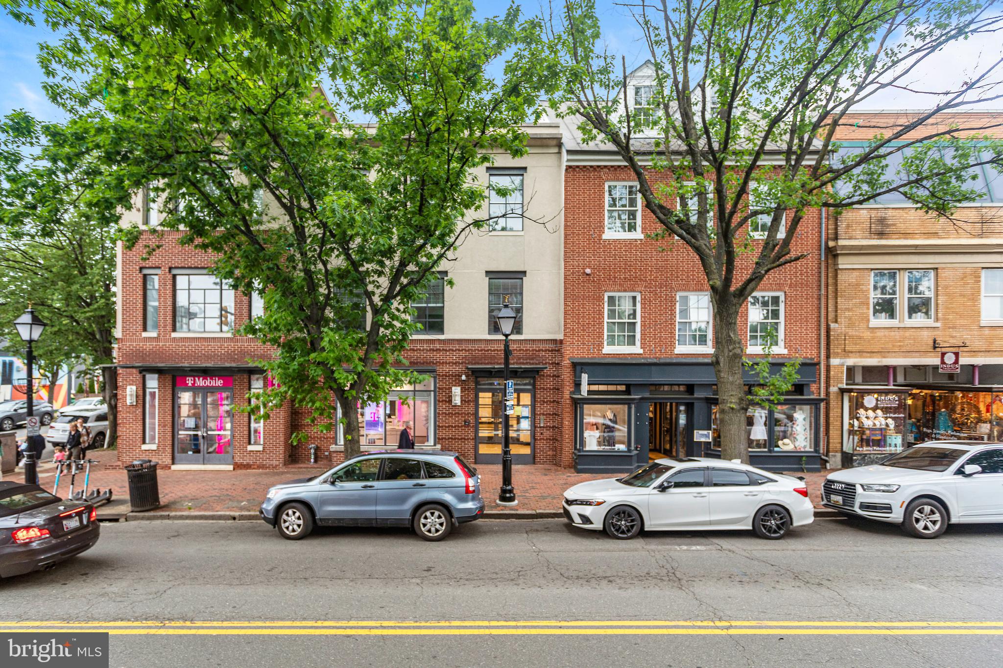 OLD TOWN ALEXANDRIA - Residential