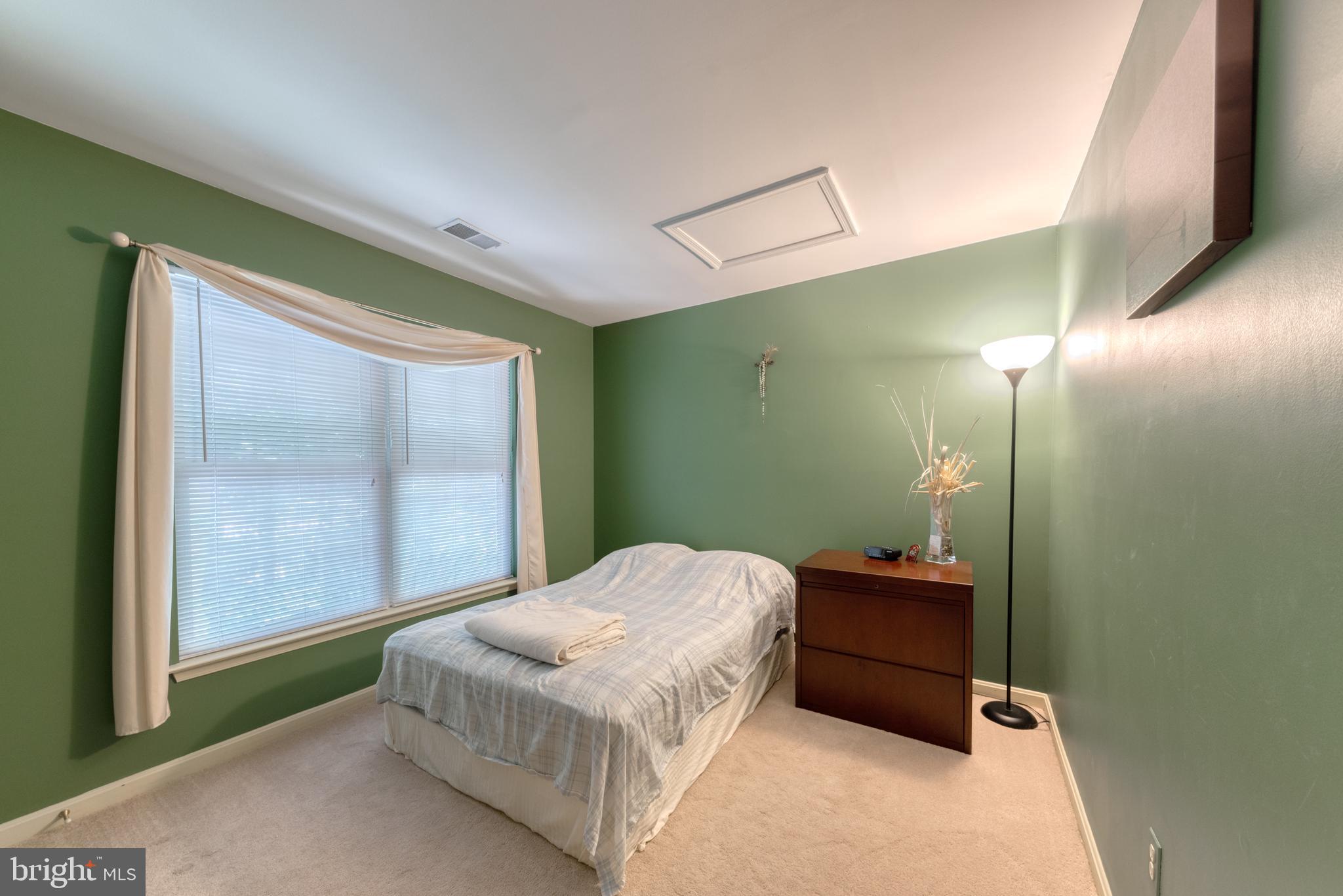 RUSSETT - Residential Lease