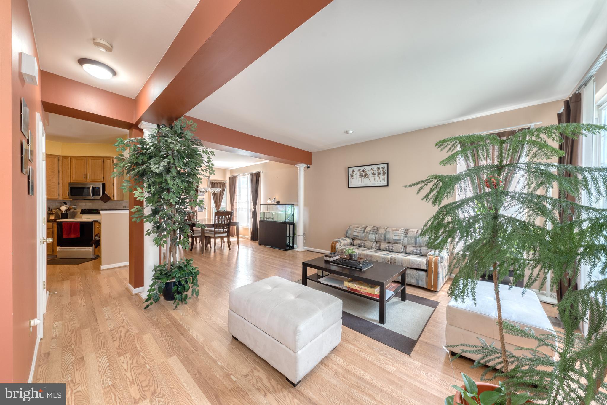 RUSSETT - Residential Lease