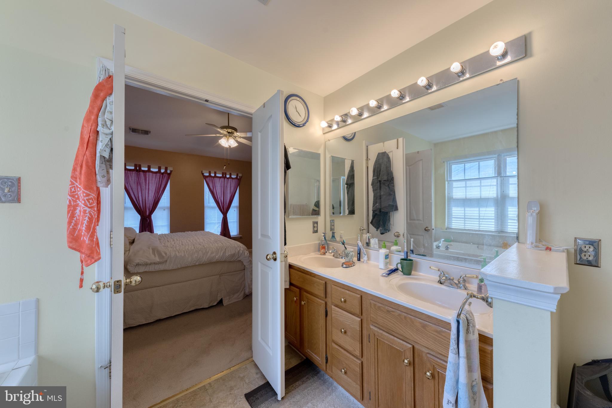 RUSSETT - Residential Lease