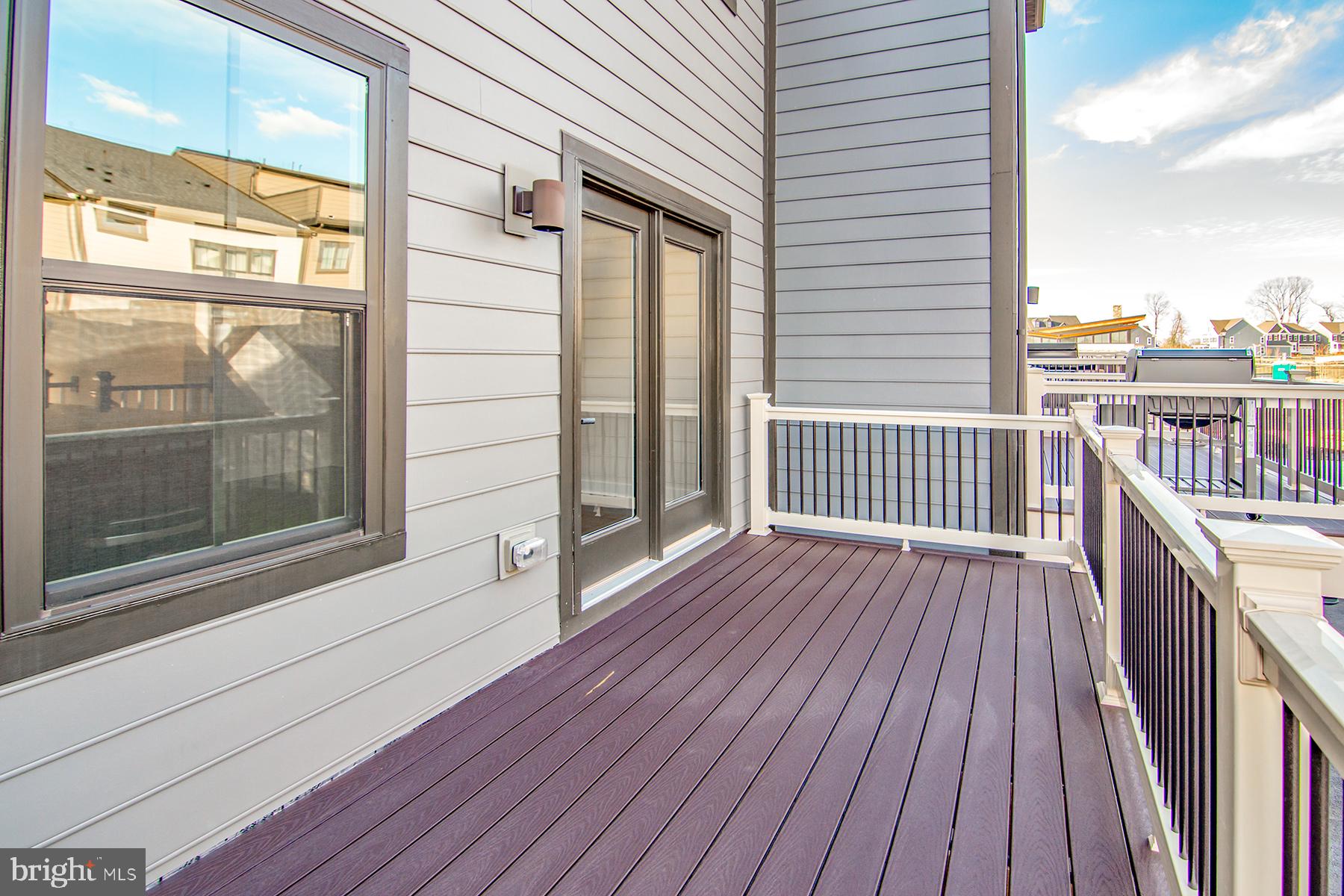 GREENLEIGH AT CROSSROADS - Residential Lease