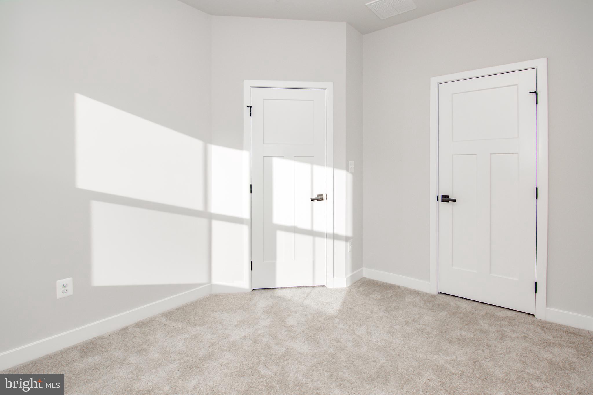 GREENLEIGH AT CROSSROADS - Residential Lease