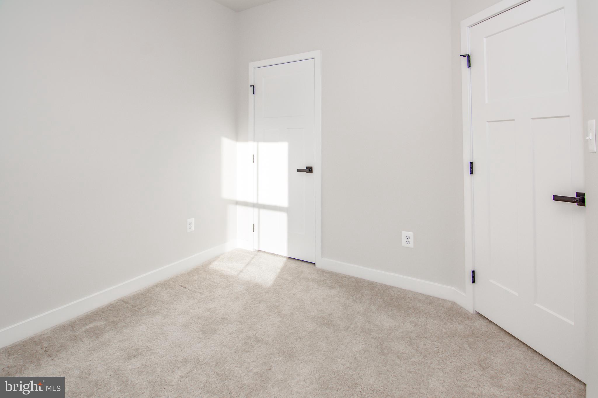 GREENLEIGH AT CROSSROADS - Residential Lease