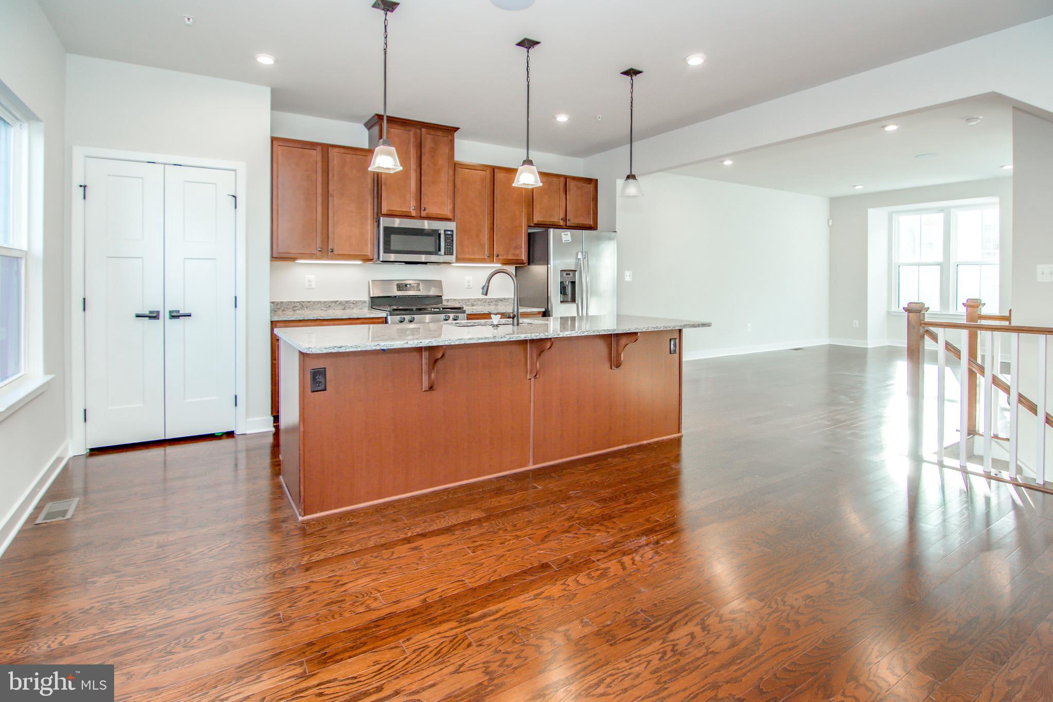 GREENLEIGH AT CROSSROADS - Residential Lease