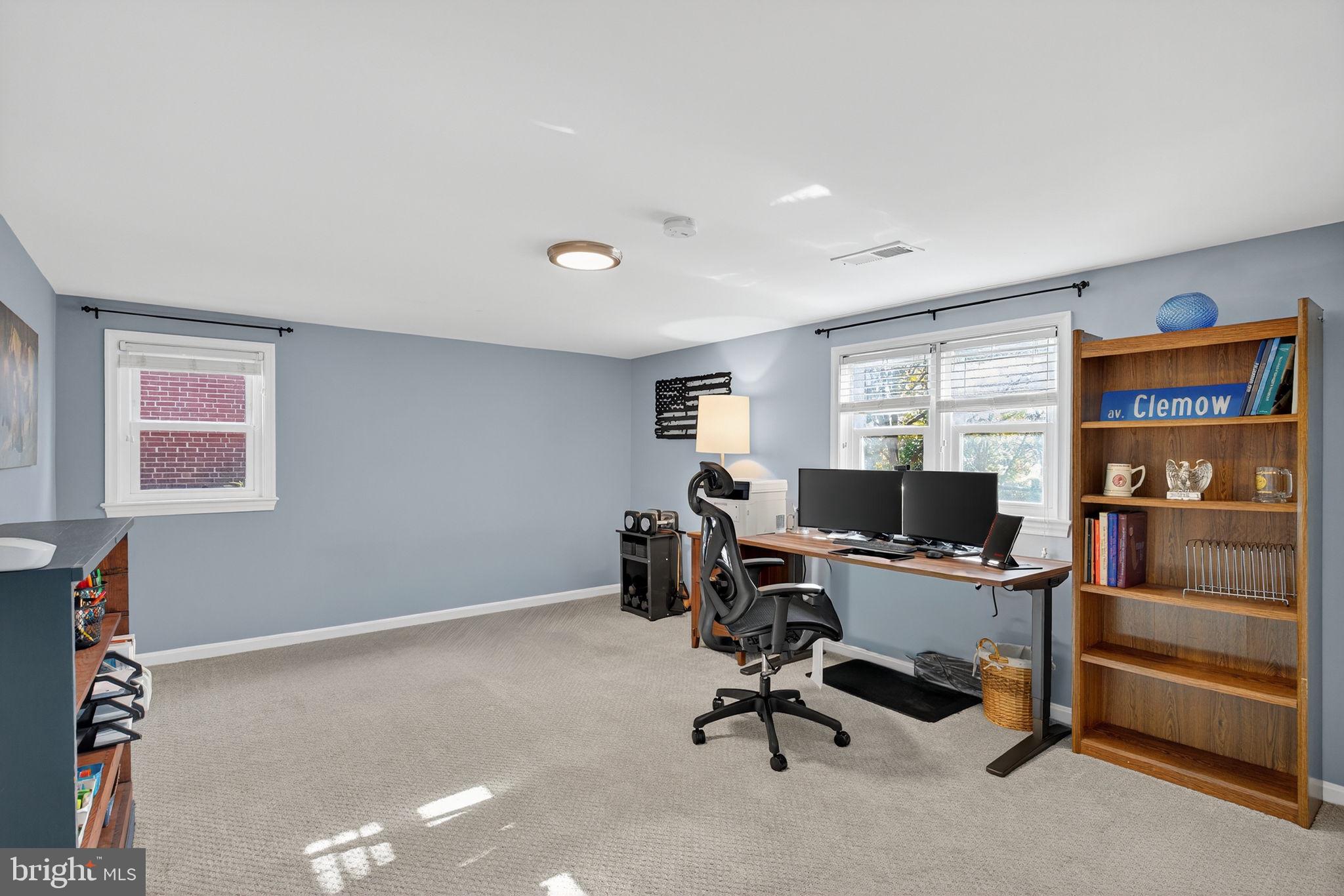 MADISON MANOR - Residential