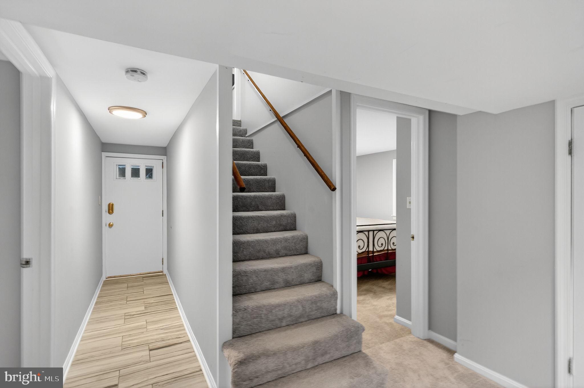 MADISON MANOR - Residential