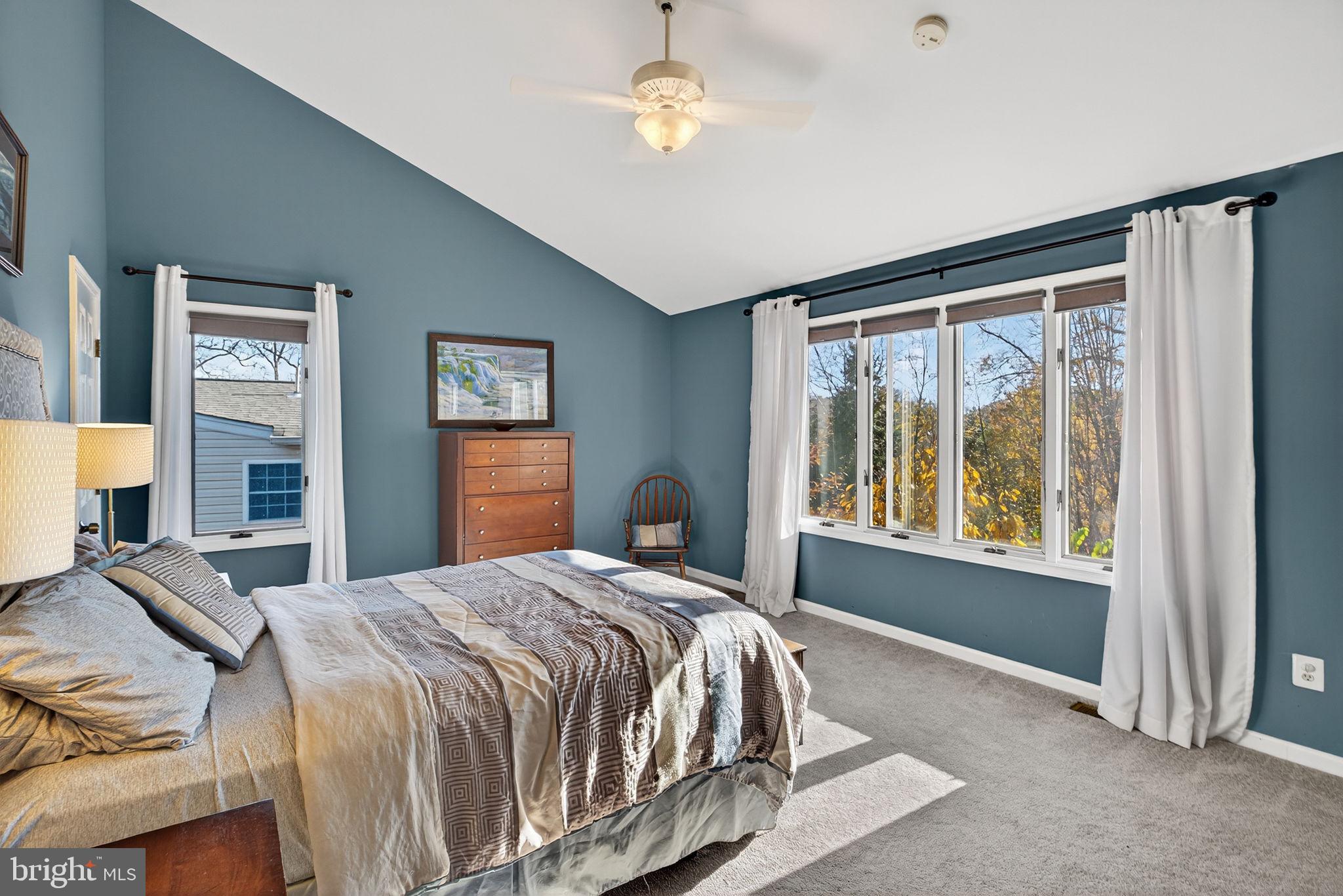 MADISON MANOR - Residential