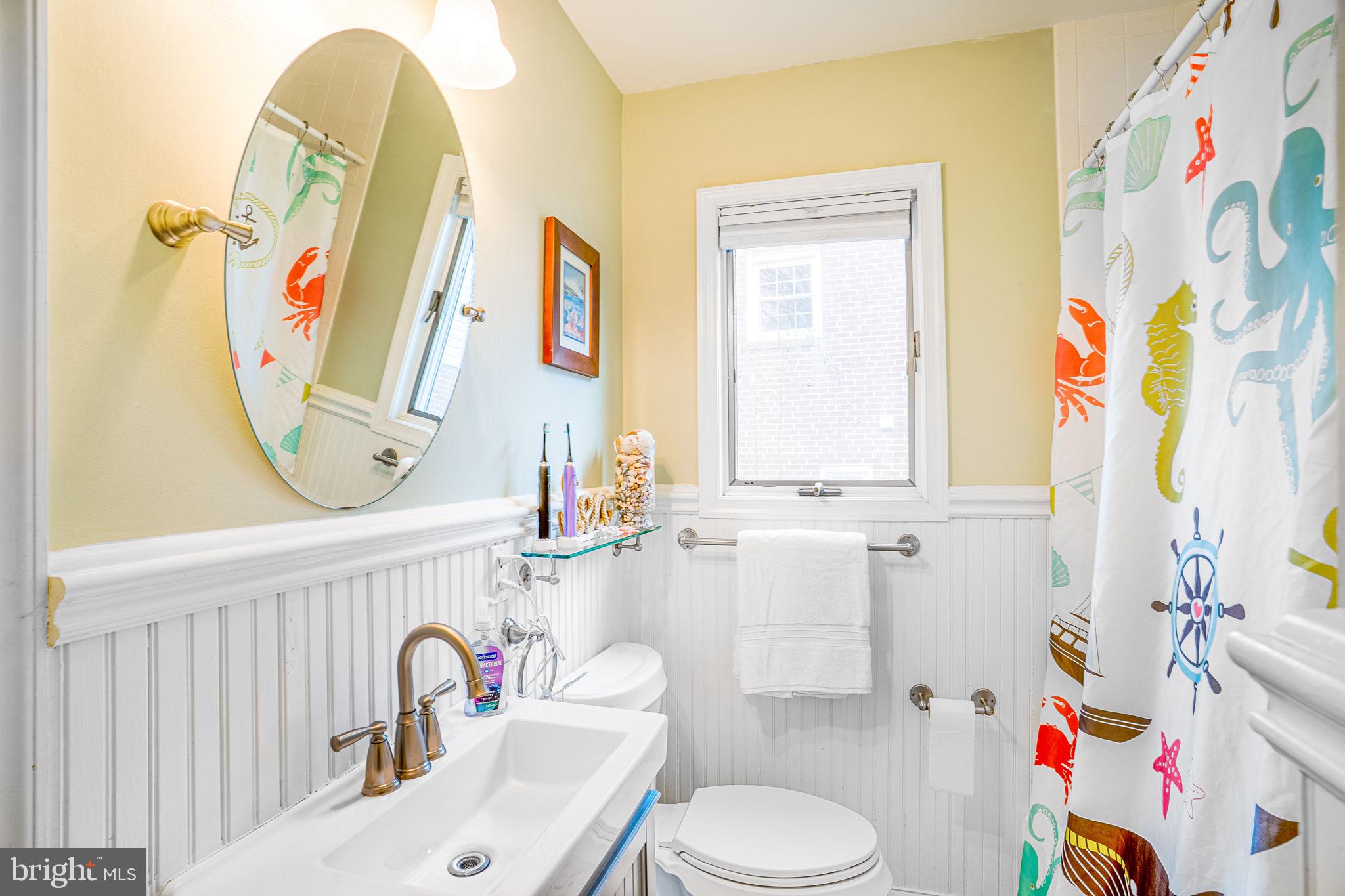 MADISON MANOR - Residential