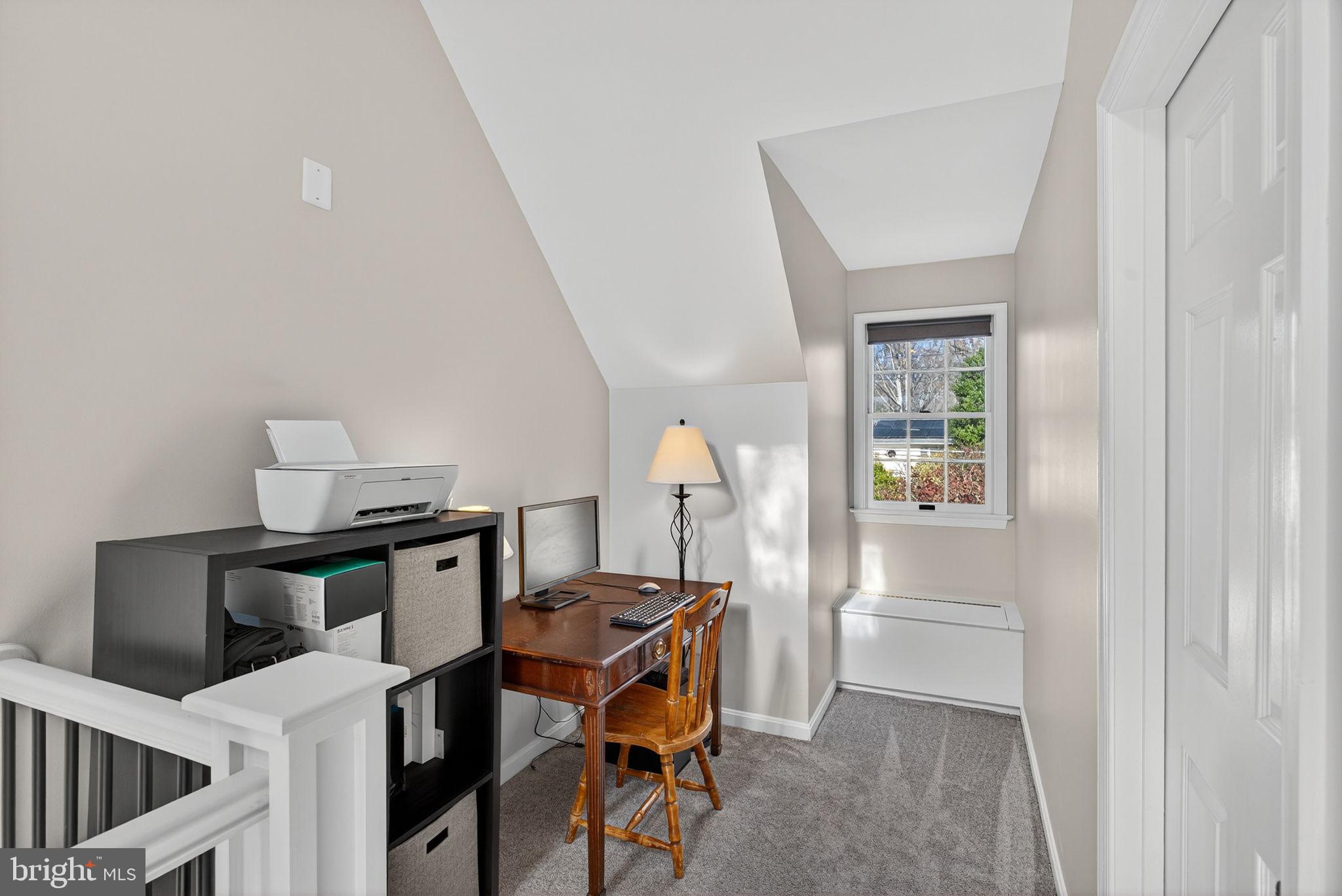 MADISON MANOR - Residential