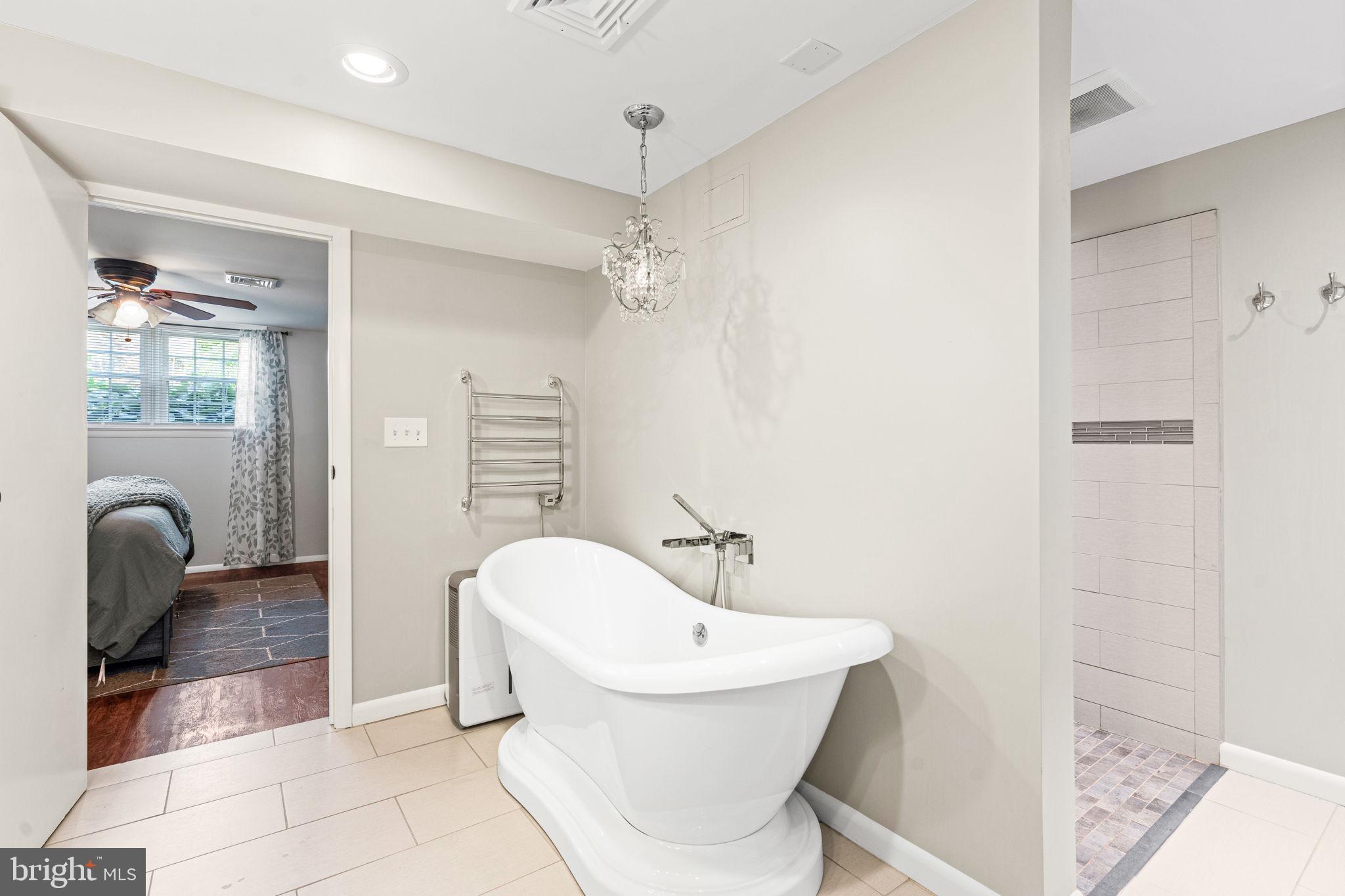 DEIMLER MANOR - Residential