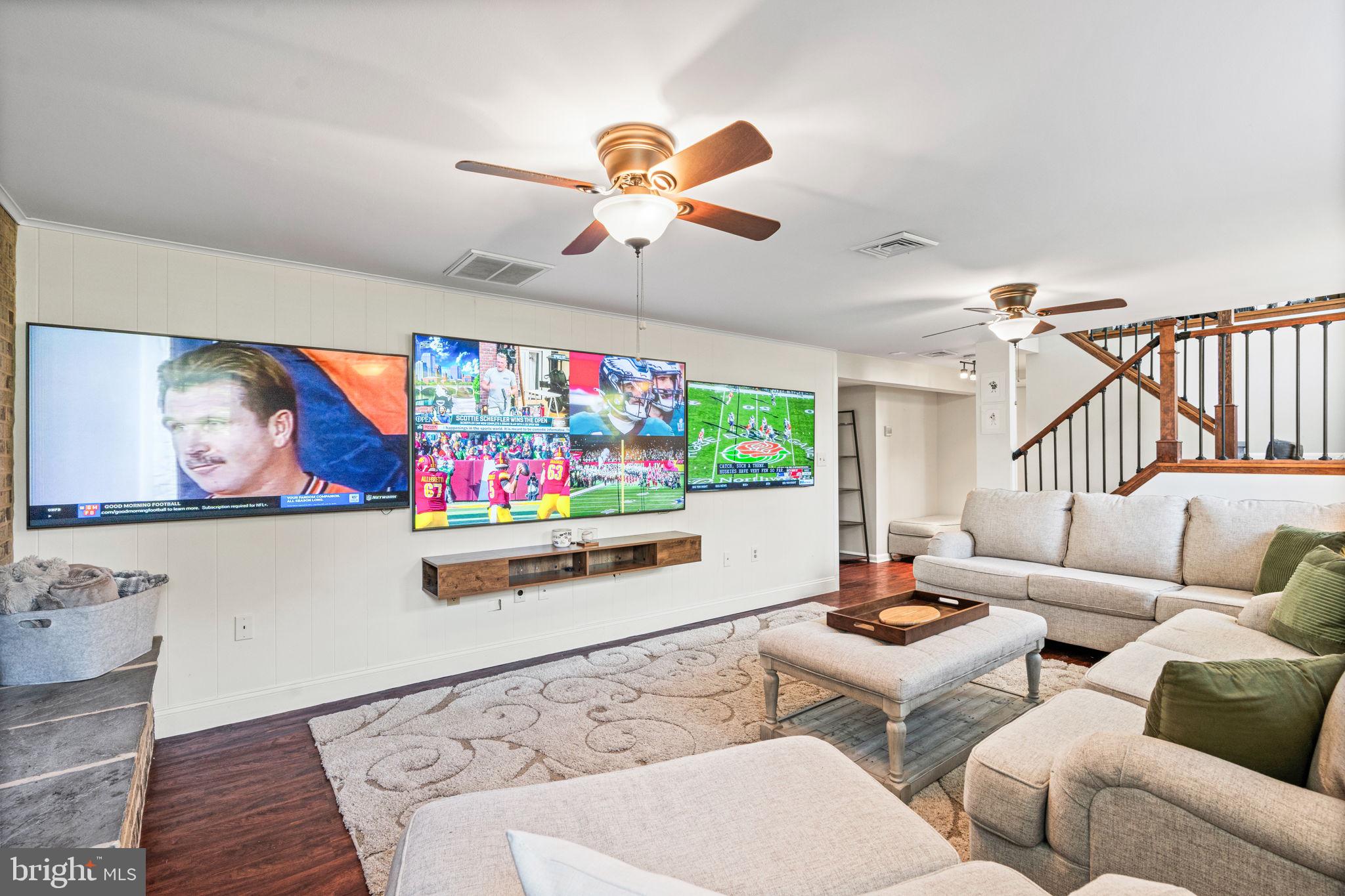 DEIMLER MANOR - Residential