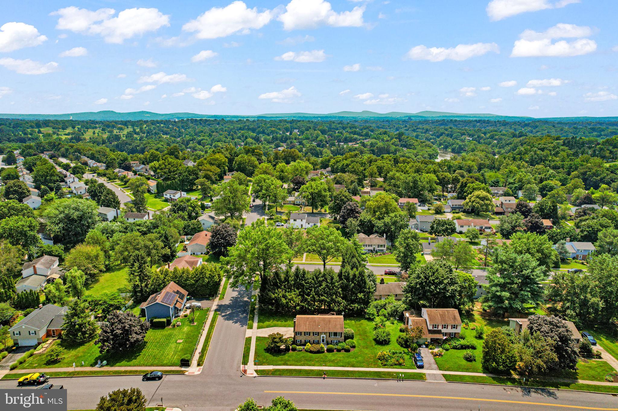 DEIMLER MANOR - Residential