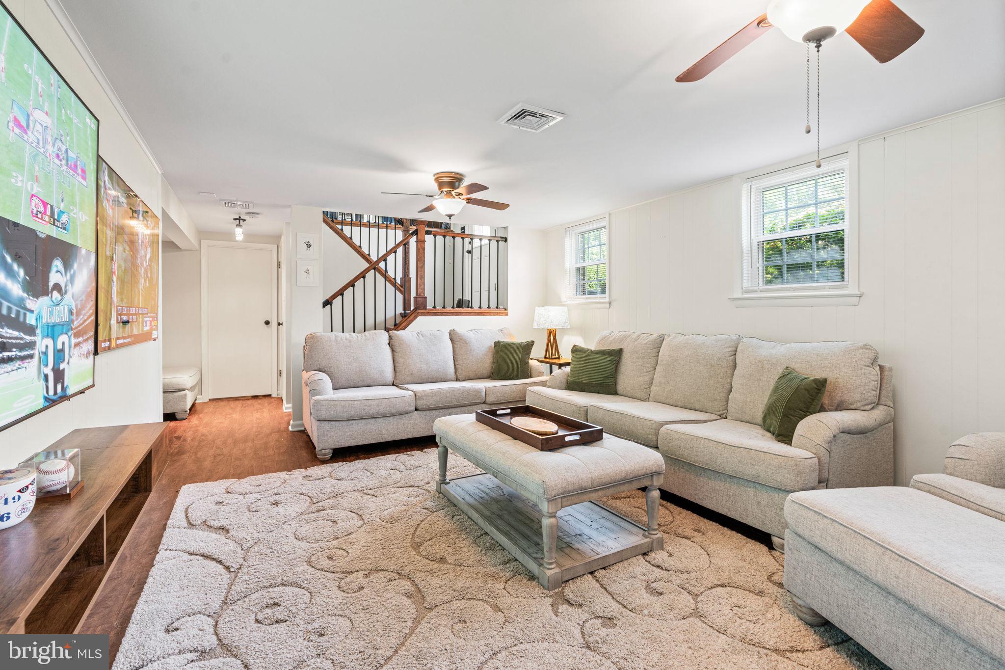 DEIMLER MANOR - Residential