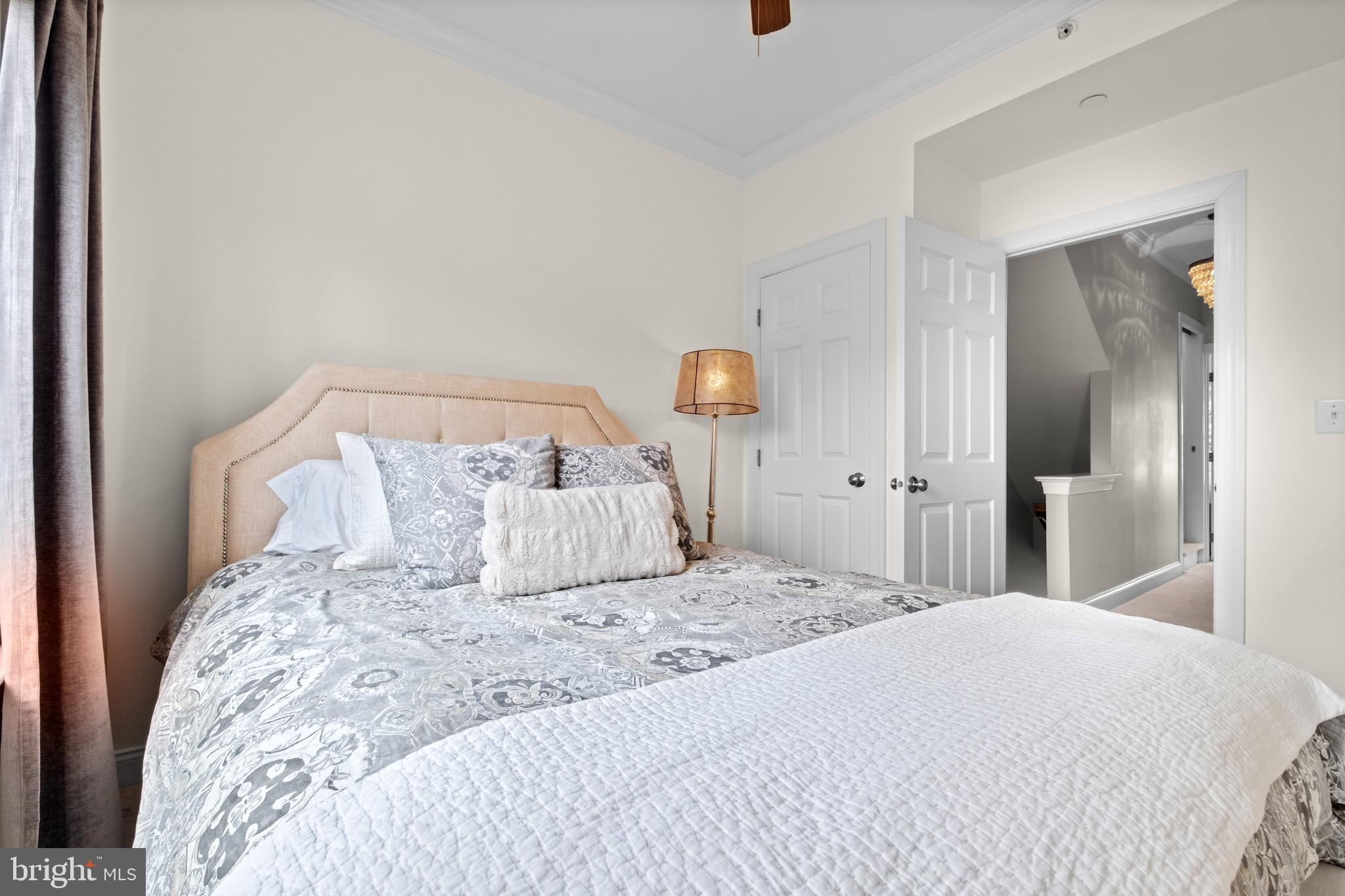 NAVAL SQUARE - Residential