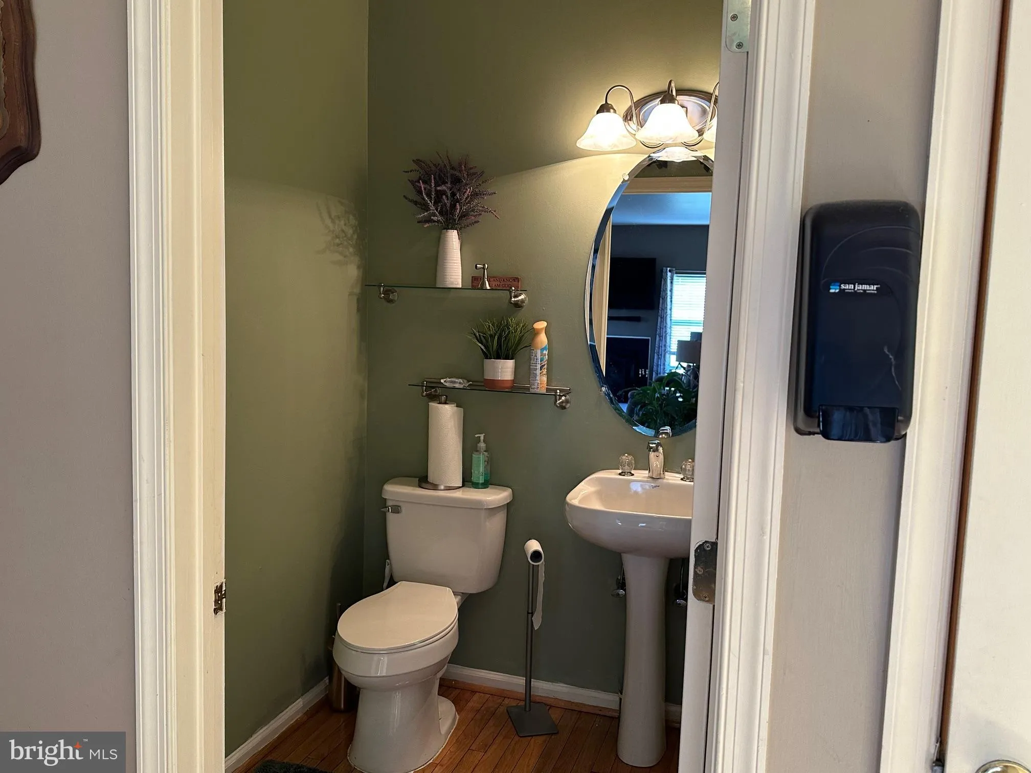 Millville, New Jersey 08332, United States, 4 Bedrooms Bedrooms, ,3 BathroomsBathrooms,Residential,Active,223219