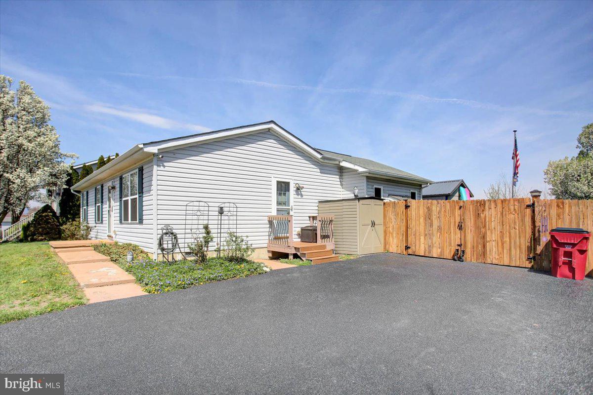 NADENBOUSCH HEIGHTS - Residential