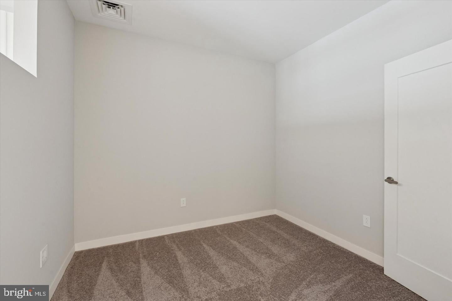 1219-23 CONSTITUTION AVENUE 2354