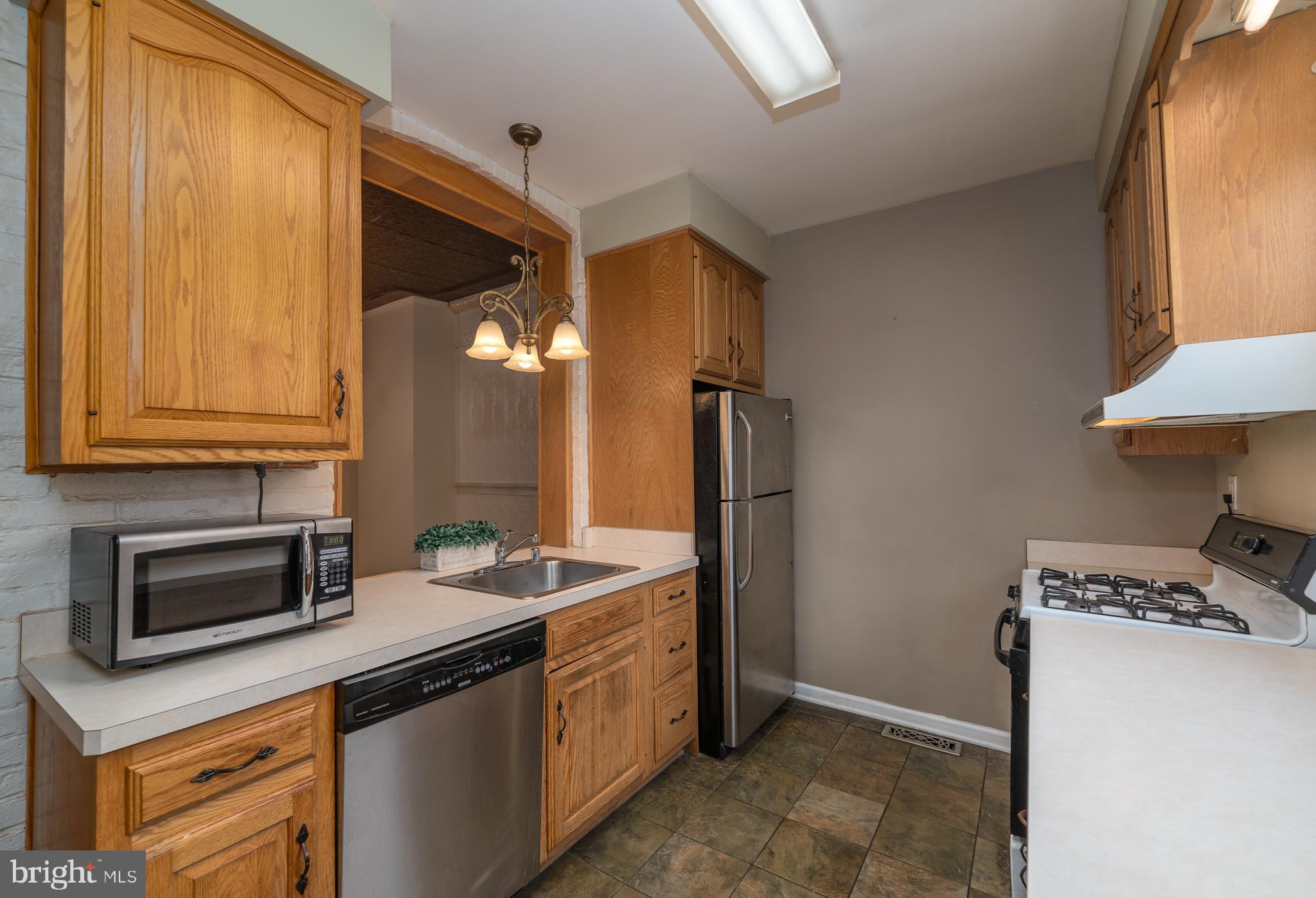 CANTON - Residential Lease